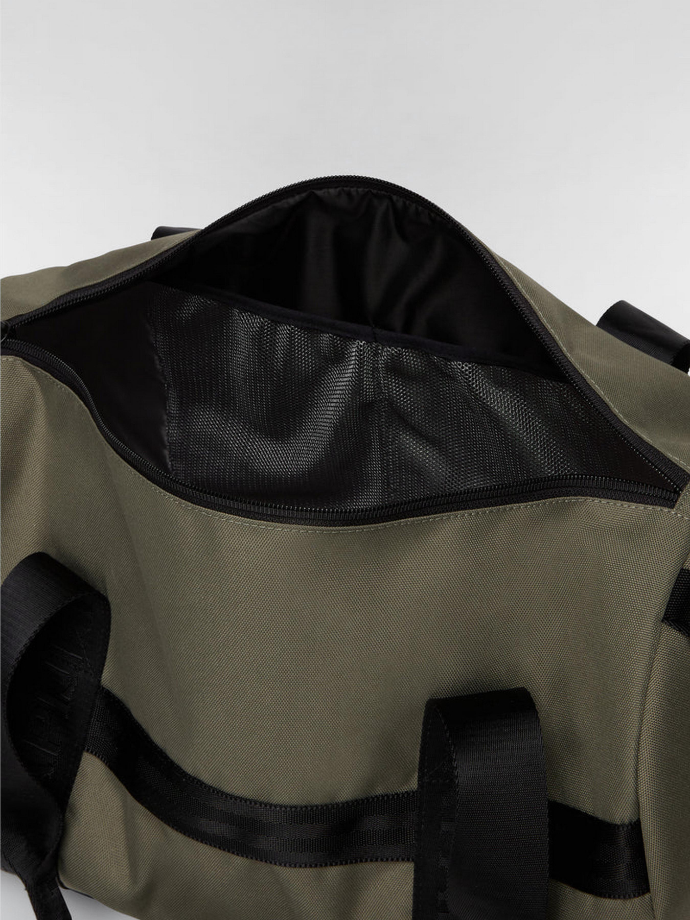 Дорожная сумка Napapijri Bering Travel 24.5 L модель NP0A88ULG0A1 Фото