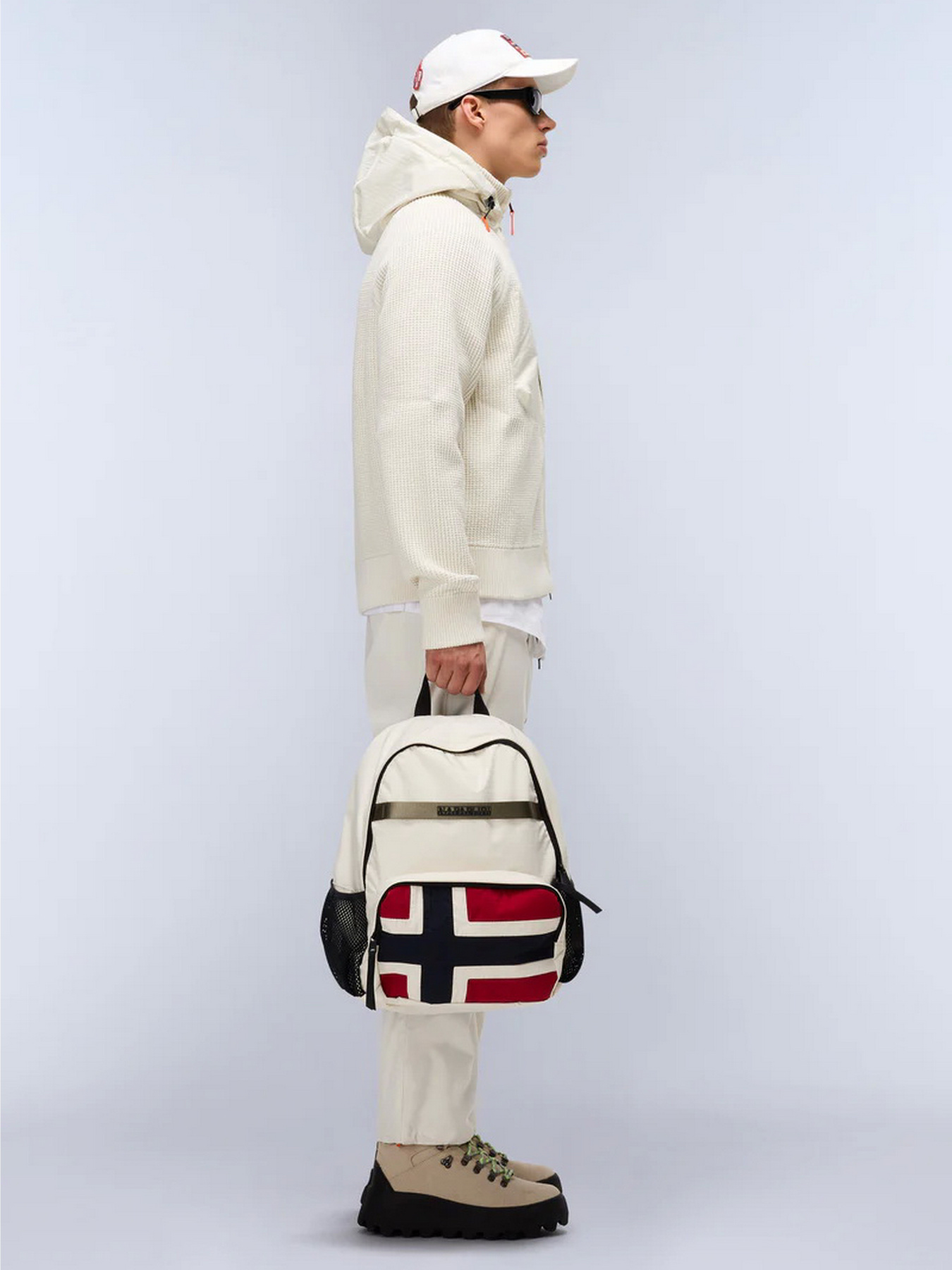 Рюкзак Napapijri Nadir 31 L модель NP0A88VBN1J1 Фото