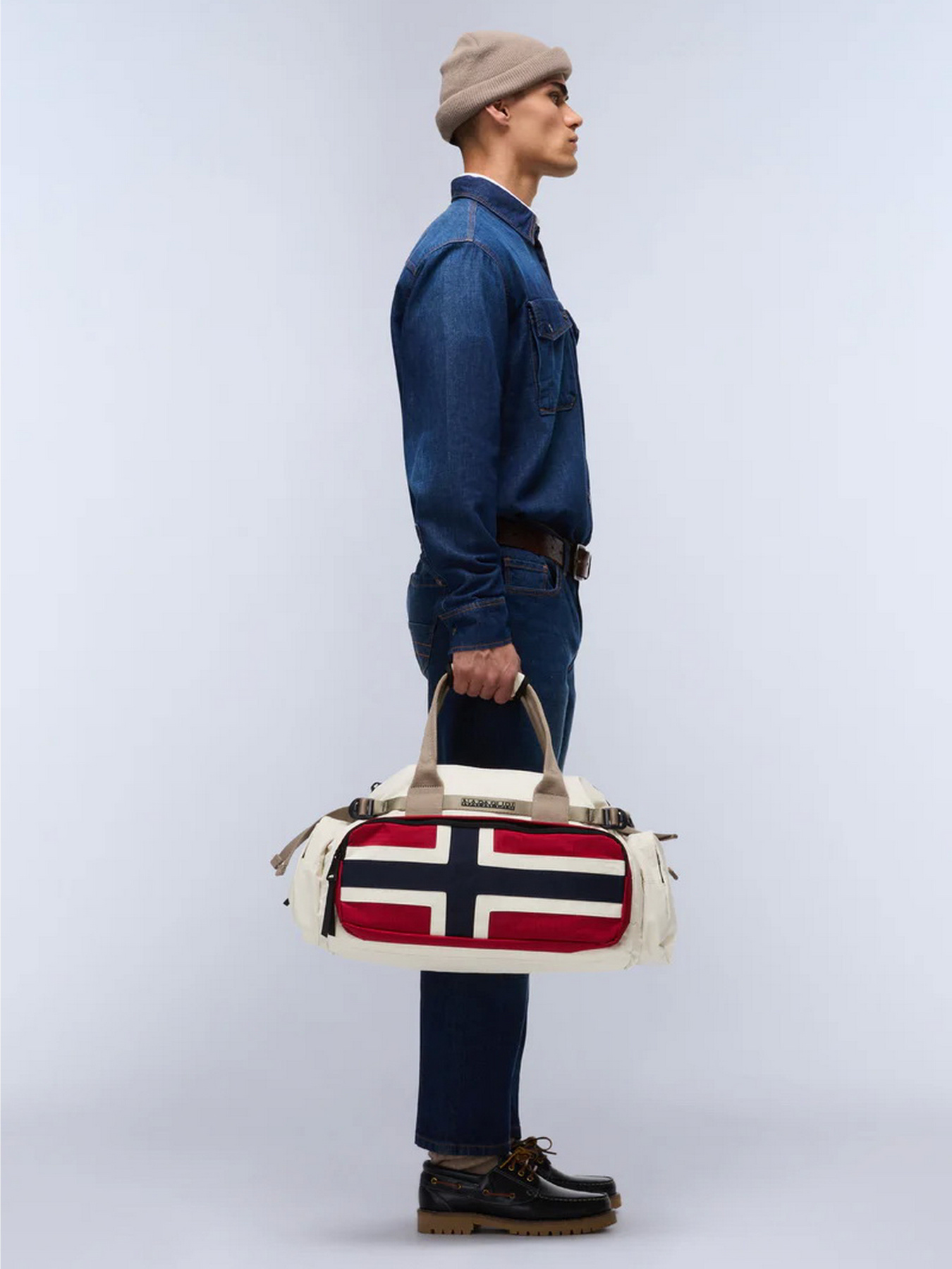 Дорожная сумка Napapijri Nadir Small Duffle Bag 29 L модель NP0A88VDN1J1 Фото