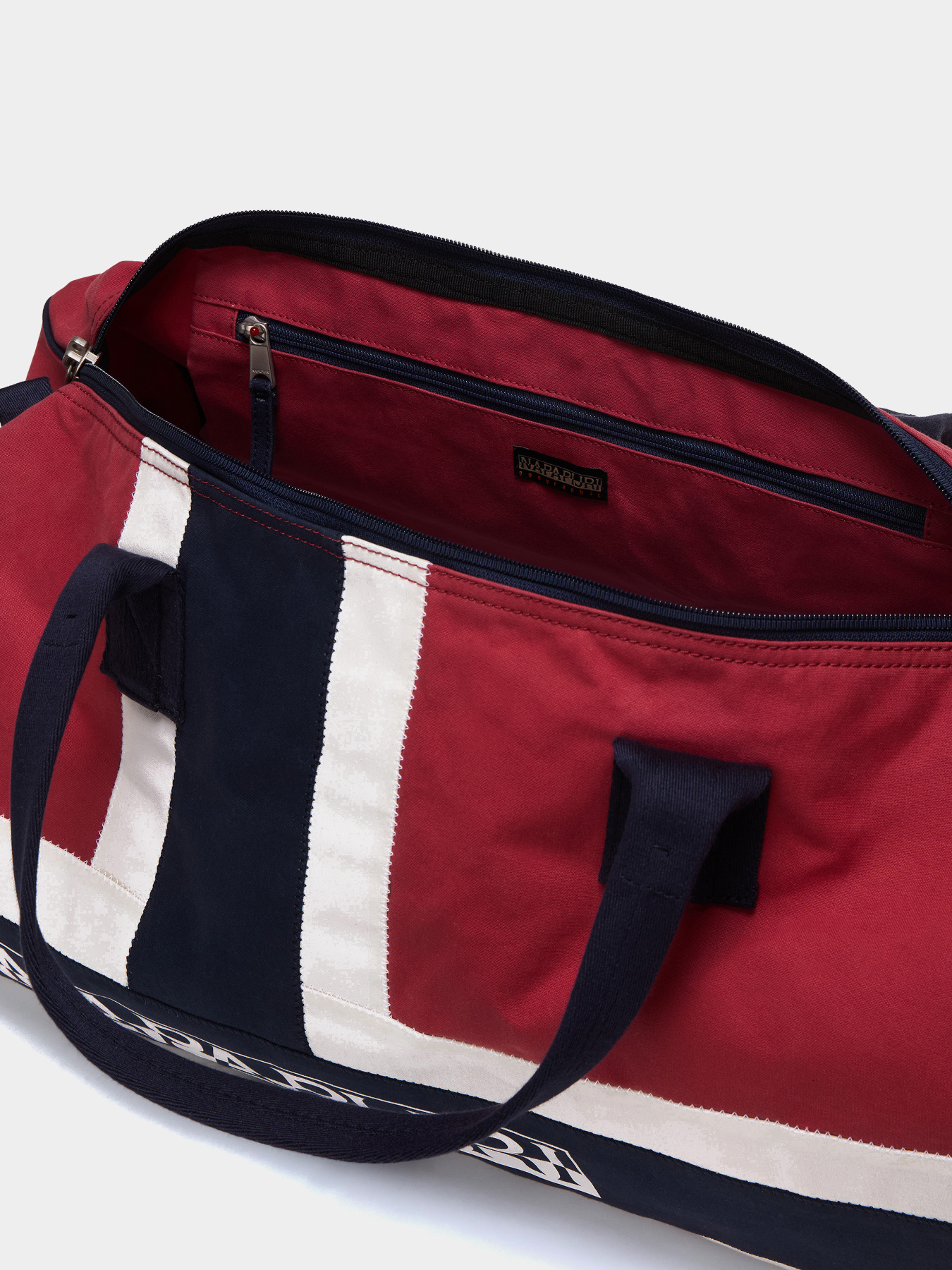 Napapijri NP0A4HF2R501 модель NP0A4HF2R501 Napapijri NP0A4HF2R501 модель NP0A4HF2R501 Фото