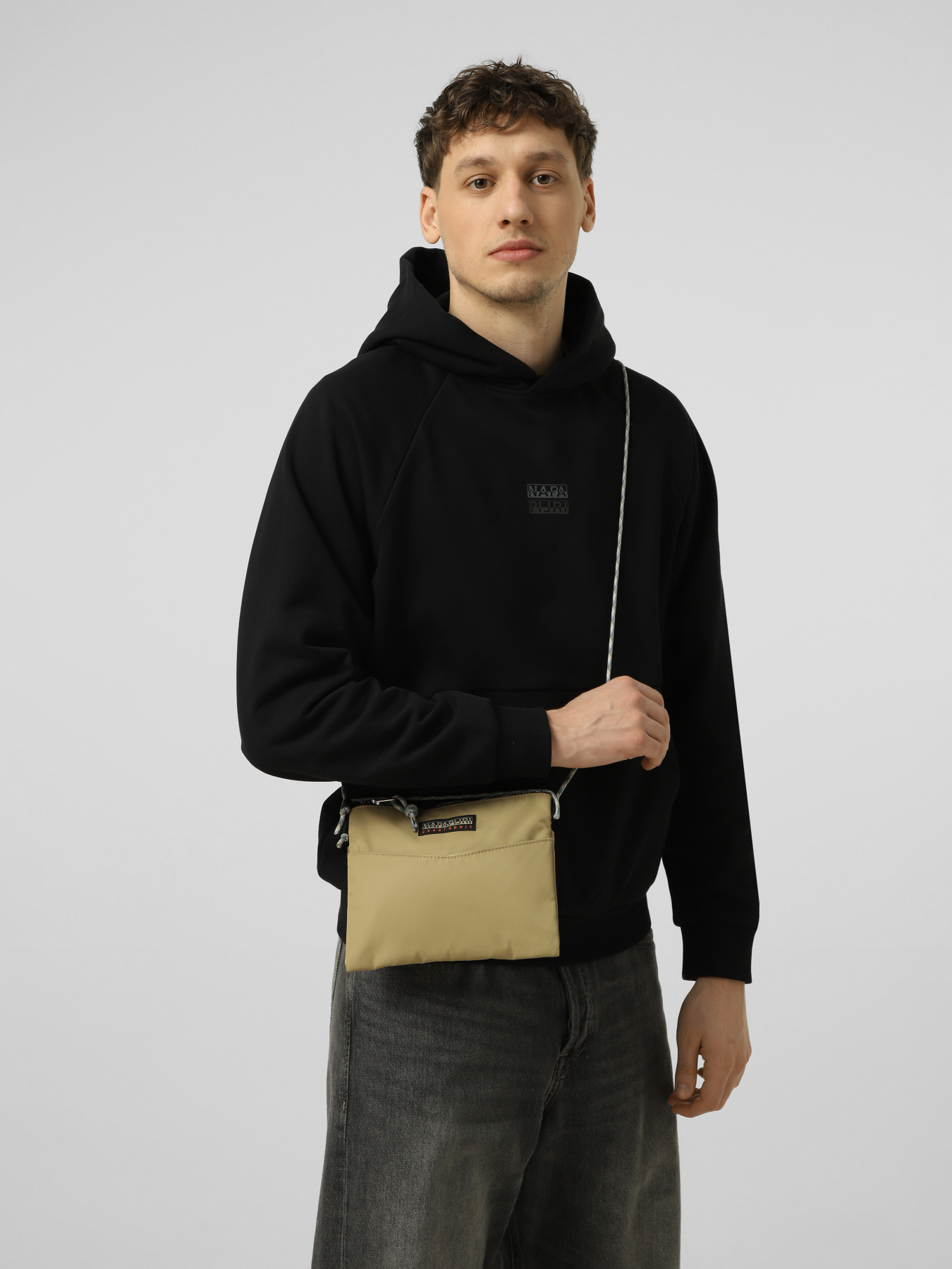 Крос-боді Napapijri H-OLINA CB модель NP0A4ID2N2D1 Крос-боді Napapijri H-OLINA CB модель NP0A4ID2N2D1 Фото