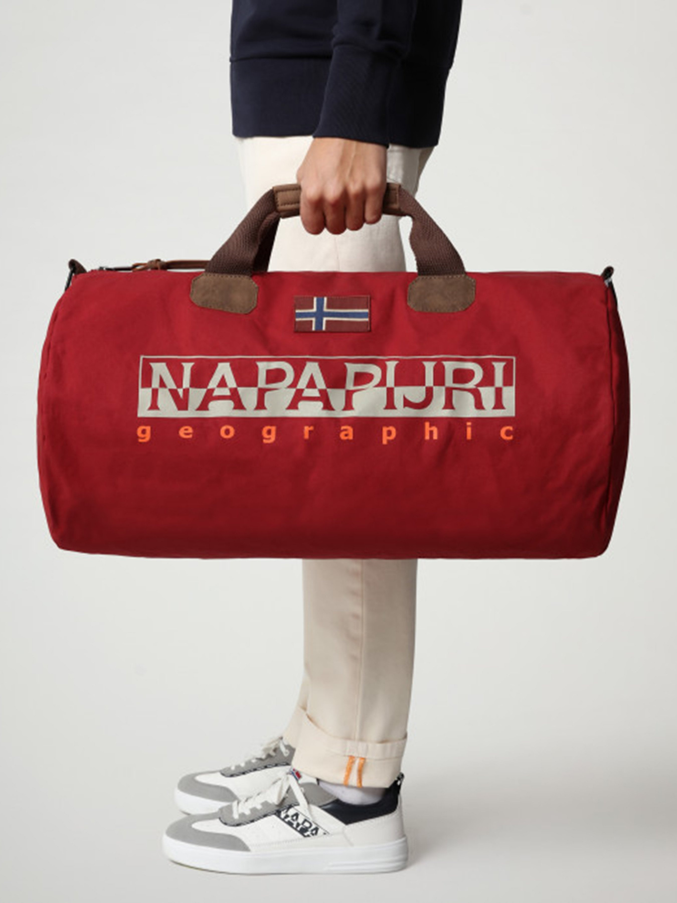 Сумка Napapijri  Duffle bag Bering модель NP0A4EUC0941 Фото