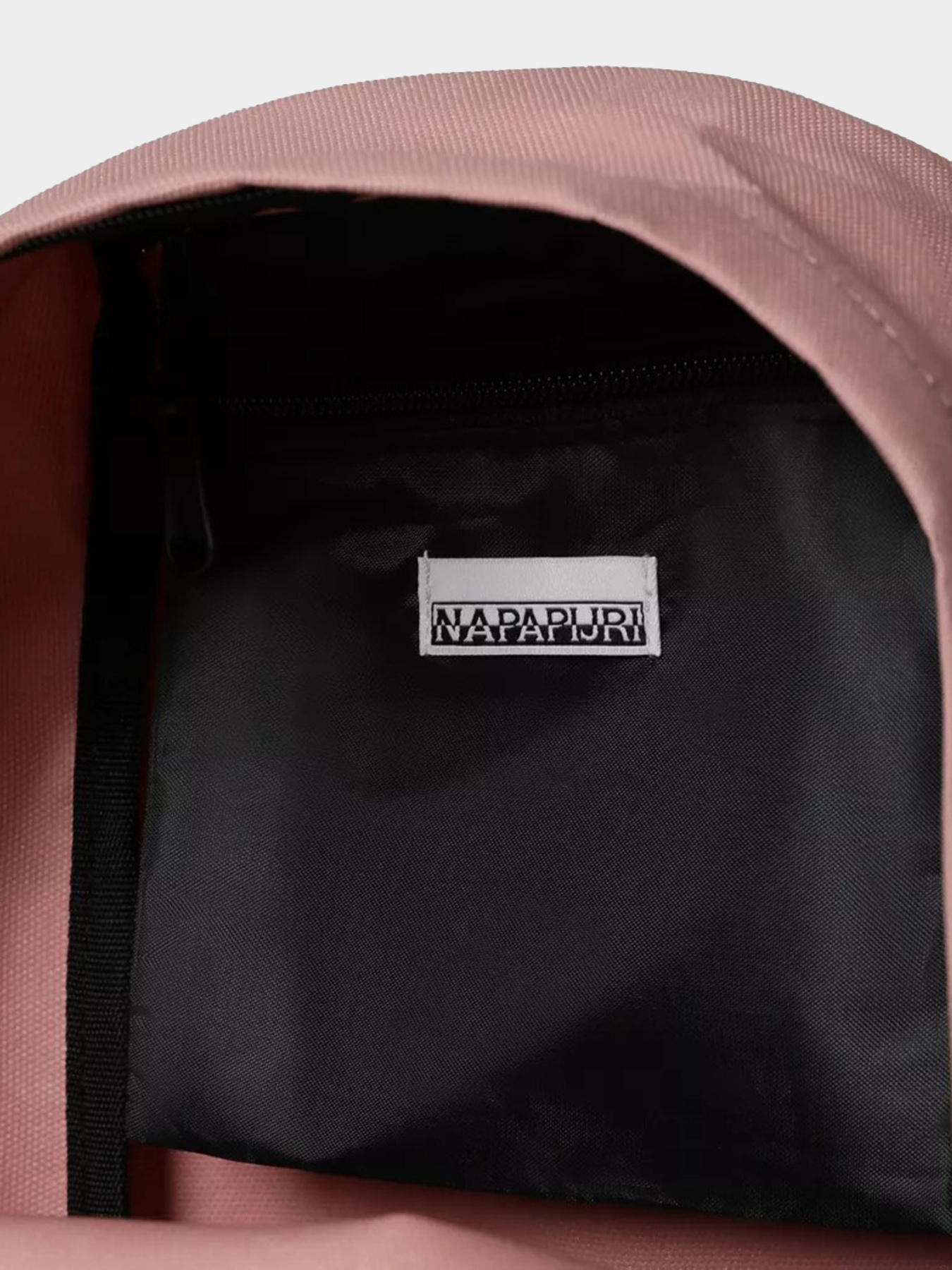 Рюкзаки Napapijri Voyage Mini 2 модель NP0A4EU9PA41 Рюкзаки Napapijri Voyage Mini 2 модель NP0A4EU9PA41 Фото