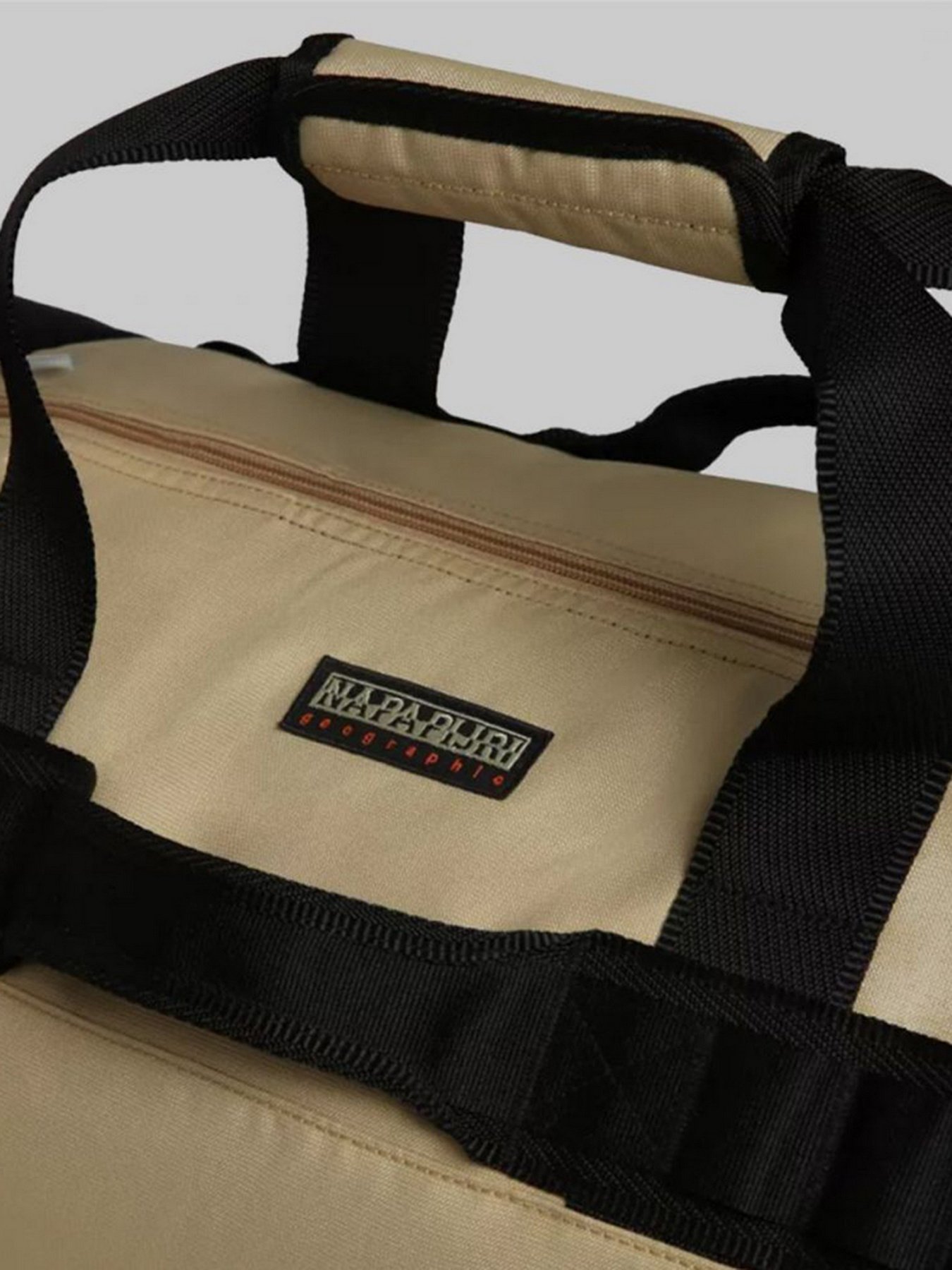 Сумка Napapijri Duffle Rocher модель NP0A4GFRWE11 Фото