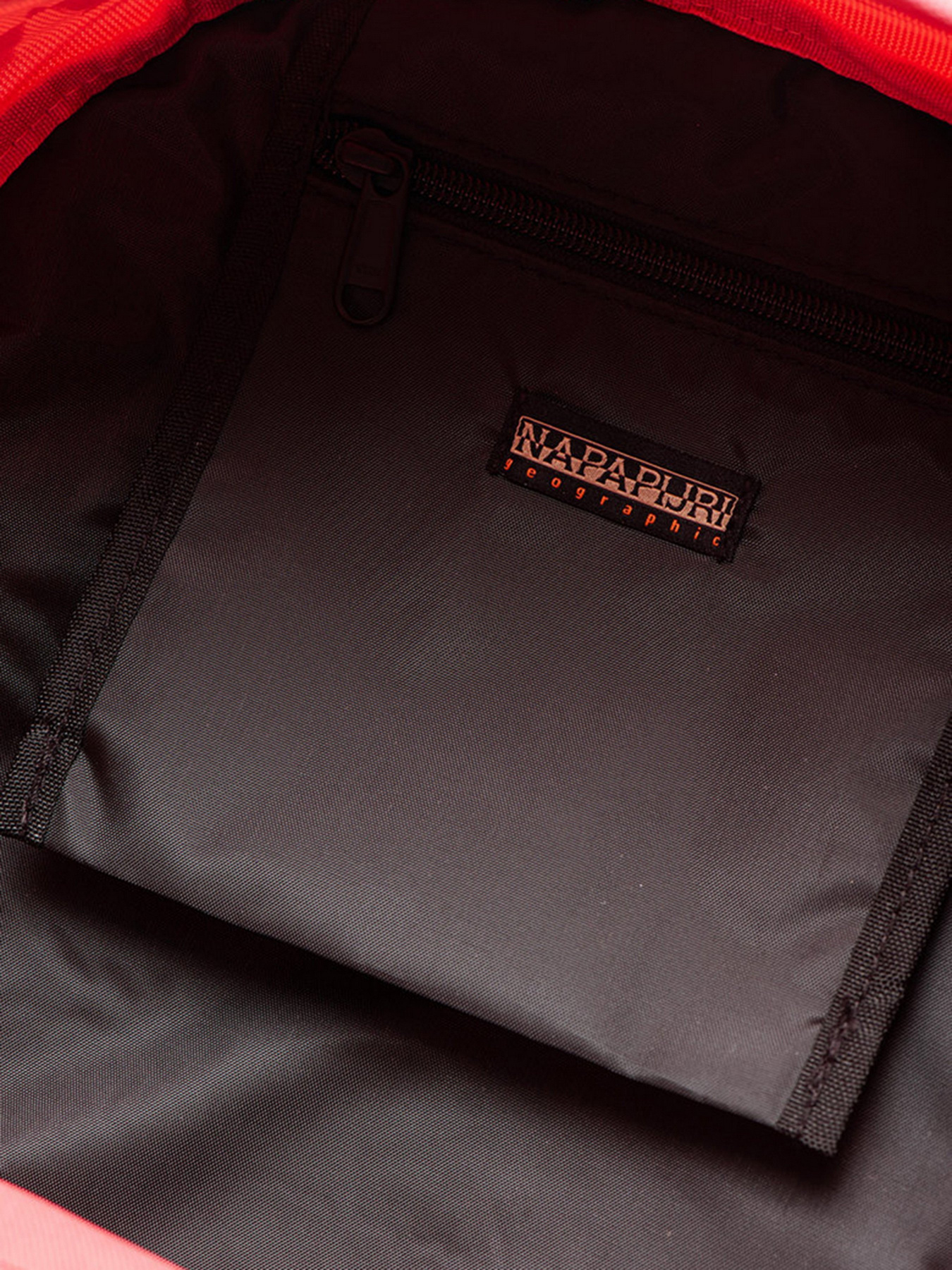 Рюкзаки Napapijri Happy модель NP0A4GGGP1D1 Рюкзаки Napapijri Happy модель NP0A4GGGP1D1 Фото