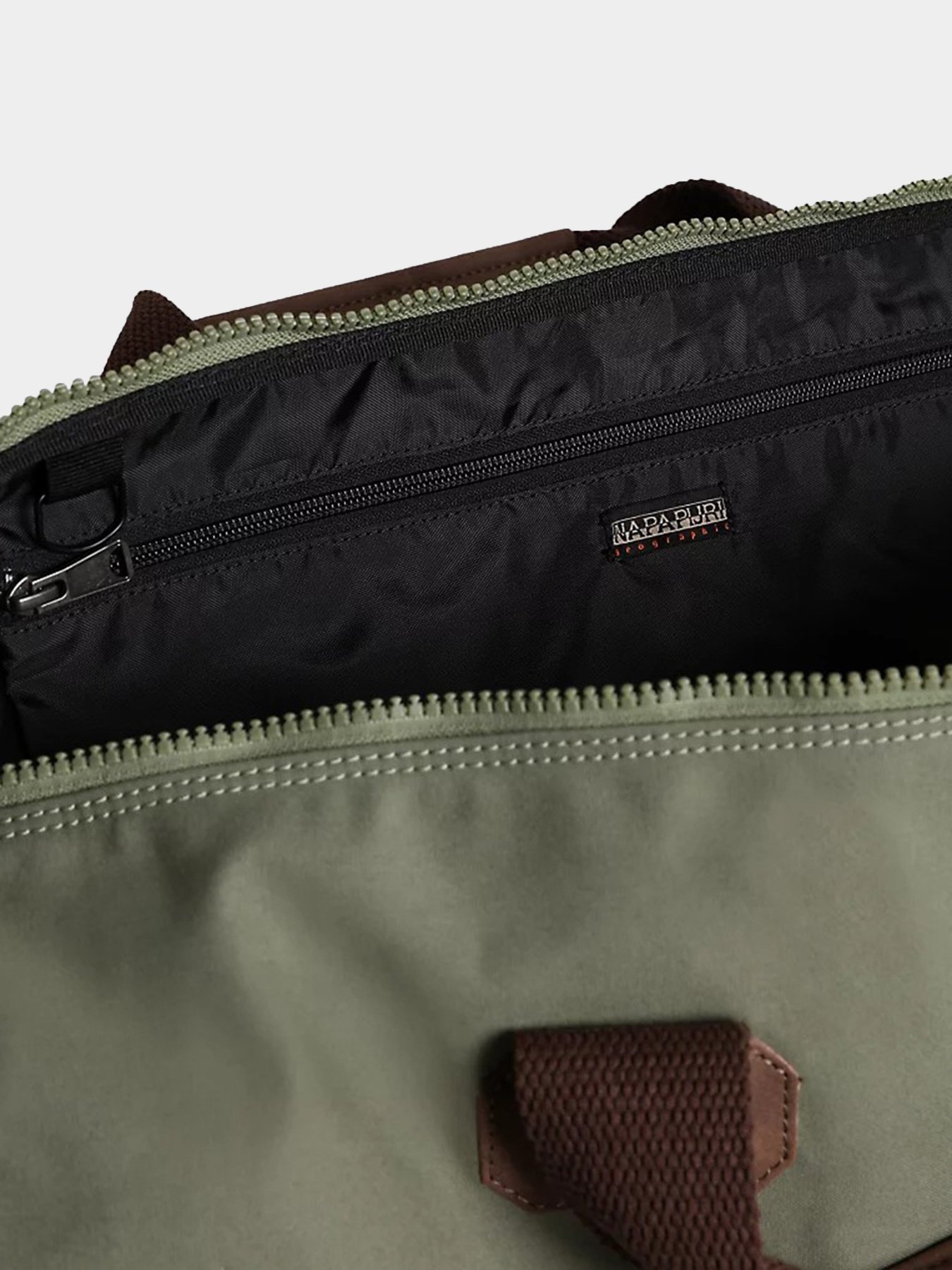 Дорожная сумка Napapijri Bering 3 модель NP0A4GGMGAE1 Фото