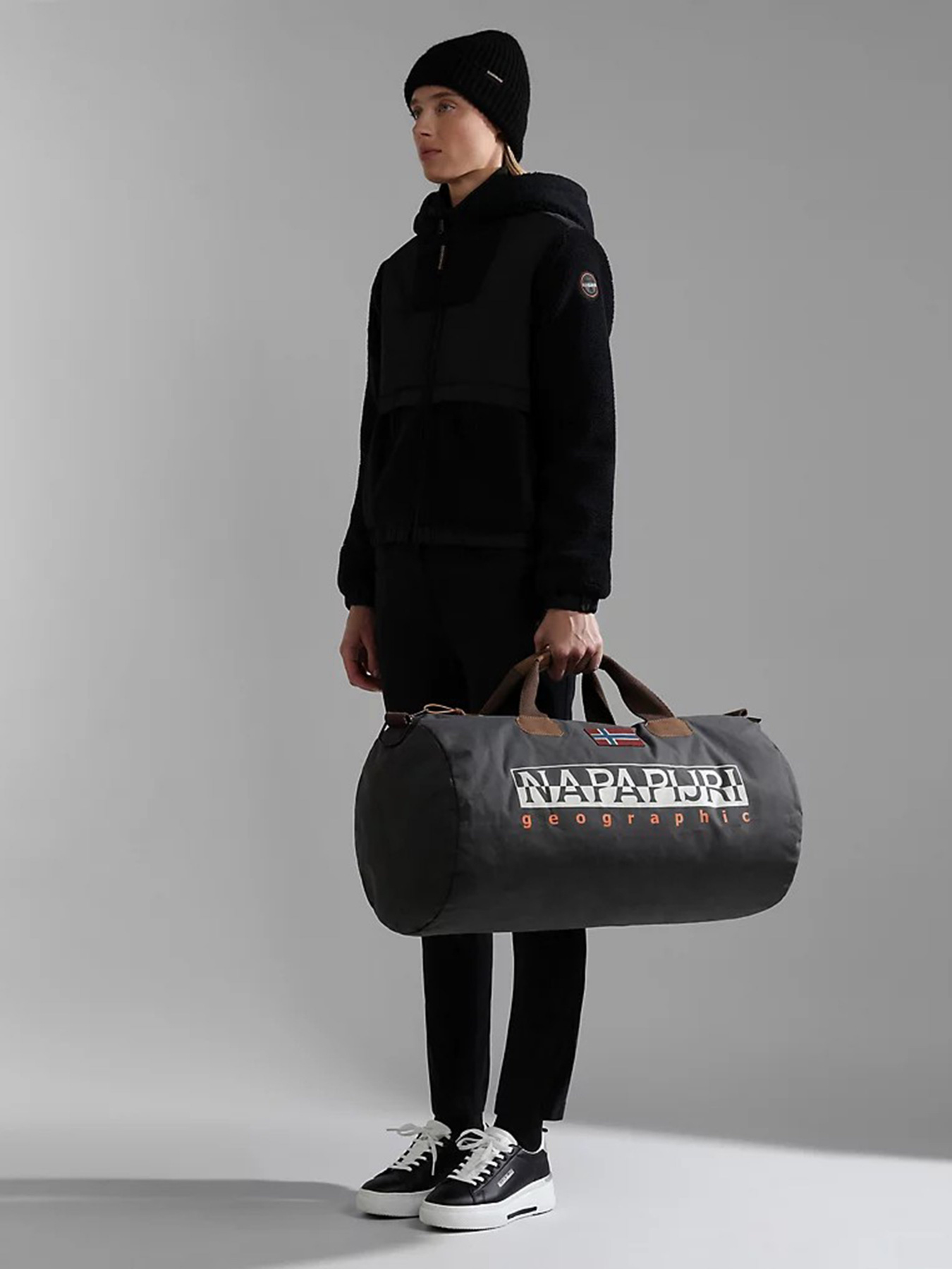 Дорожная сумка Napapijri BERING 3 модель NP0A4GGMH981 Фото