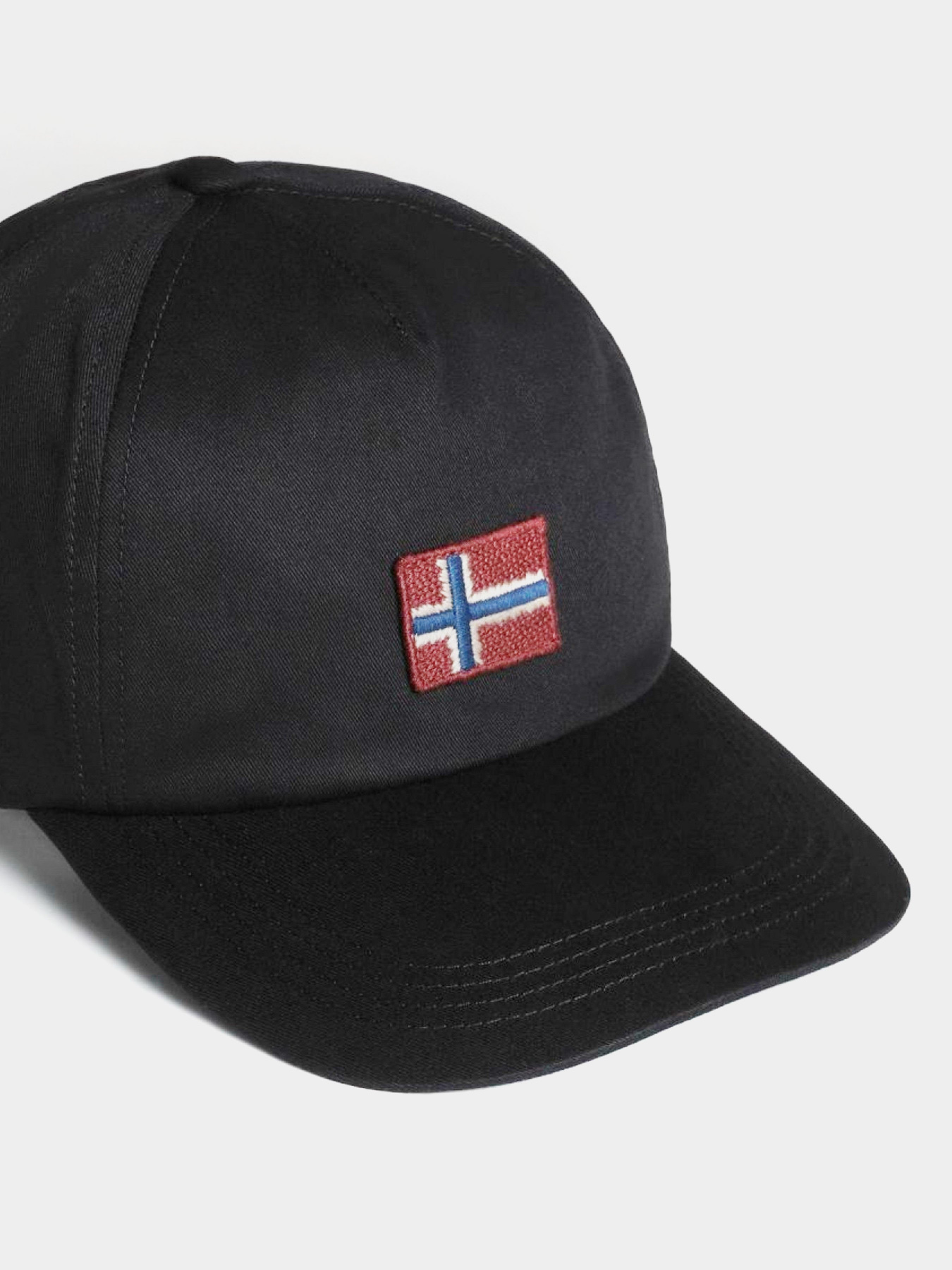 Кепка Napapijri FALIS 1 модель NP0A4H8U0411 Кепка Napapijri FALIS 1 модель NP0A4H8U0411 Фото