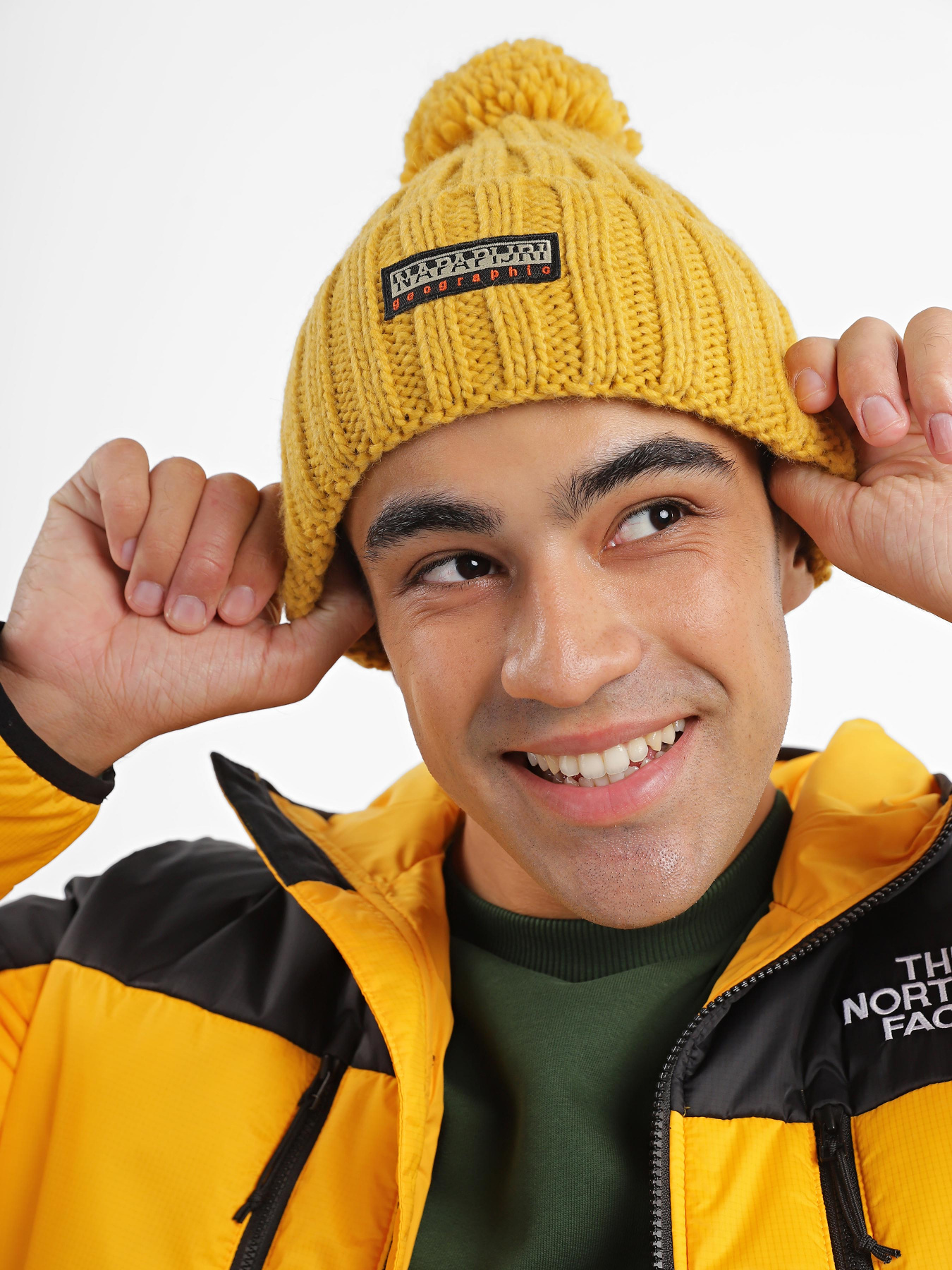 Шапка Napapijri Fea Beanie модель NP0A4GKAY1H1 Фото