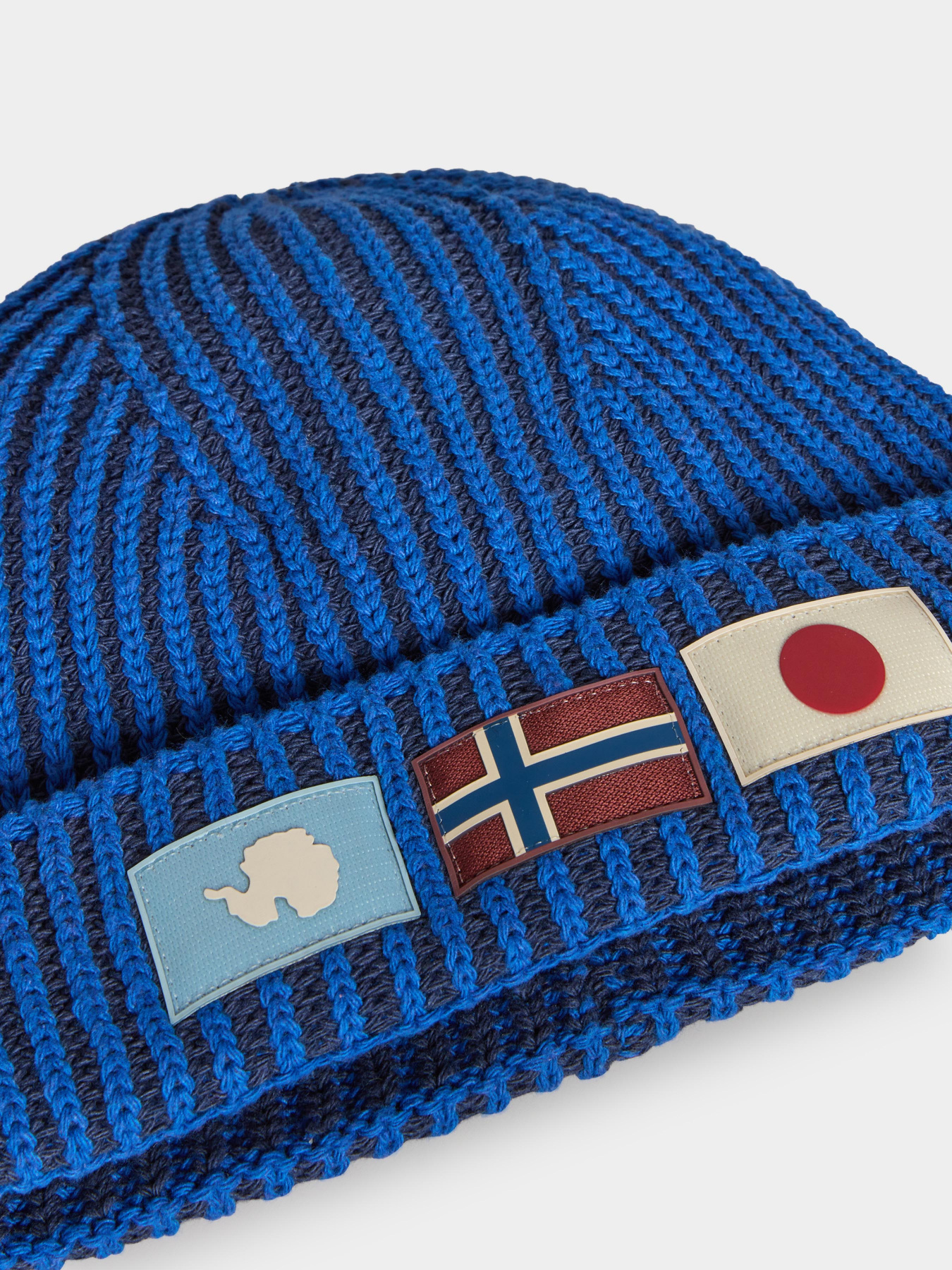 Шапка Napapijri F-Sham модель NP0A4HHYB2I1 Фото