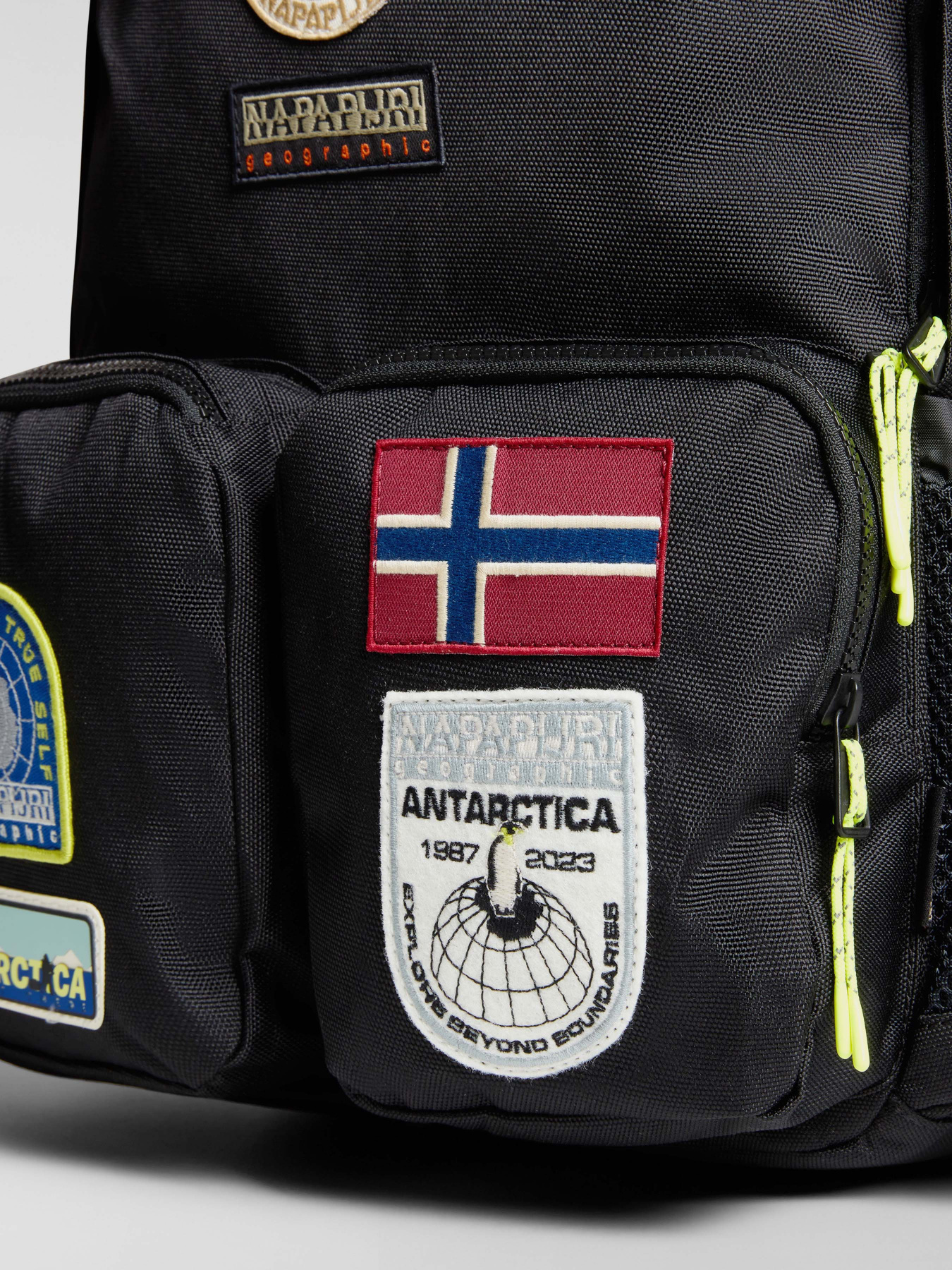 Рюкзак Napapijri Ohrid Backpack модель NP0A4HBF0411 Фото