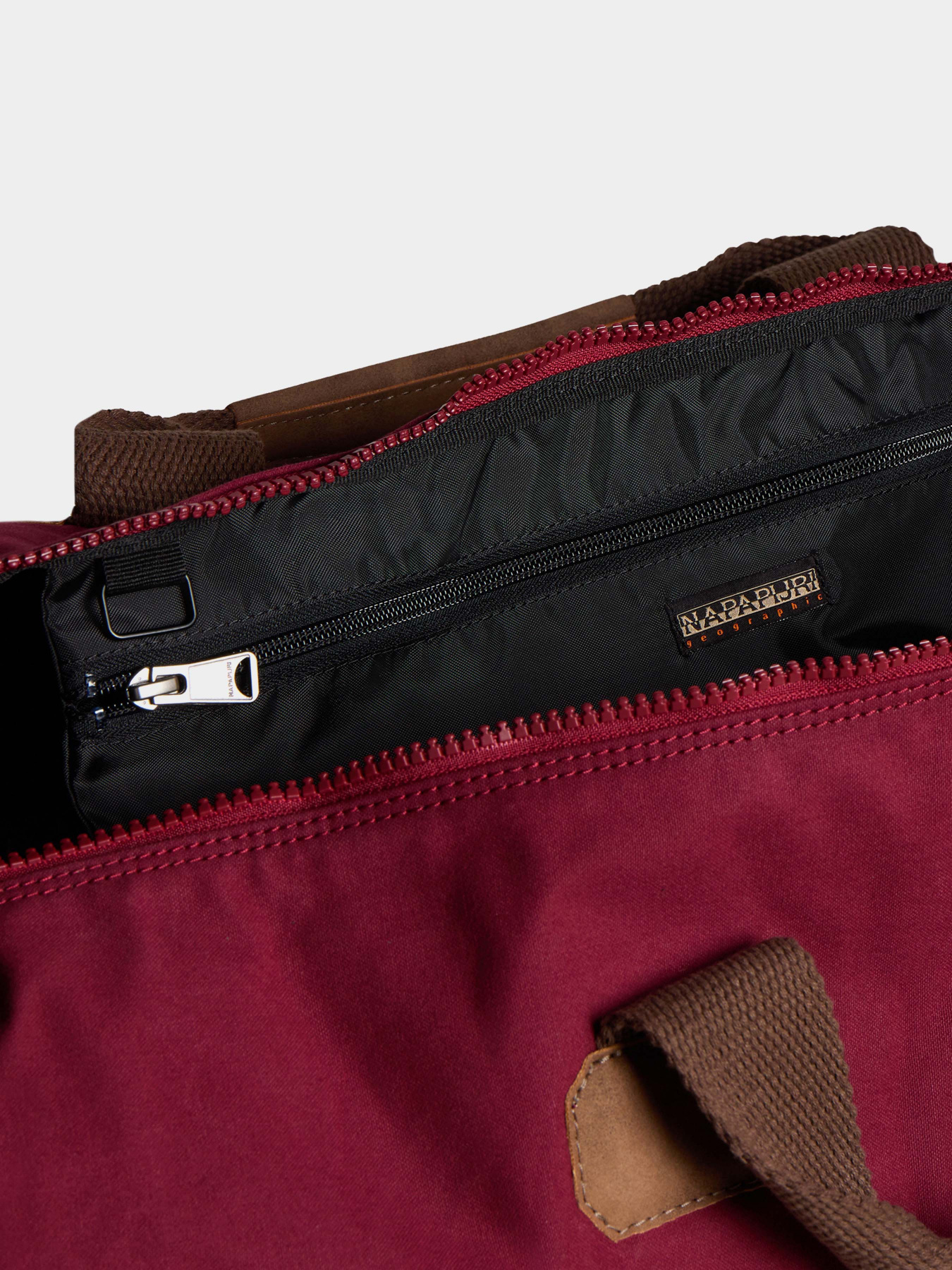 Сумка Napapijri Bering Duffle модель NP0A4GGMR541 Фото