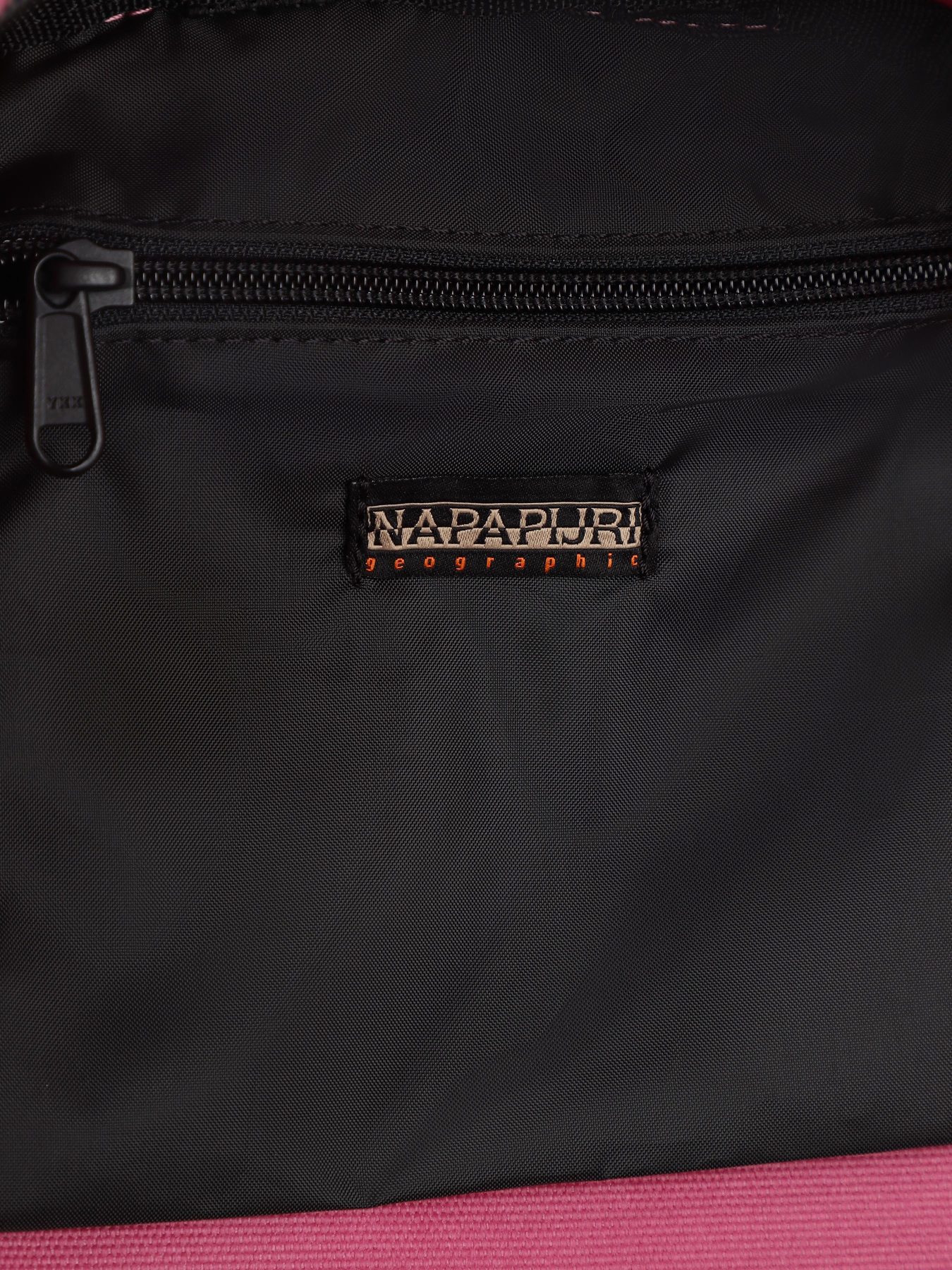 Рюкзак Napapijri Voyage 3 20,8L модель NP0A4GGHP1K1 Фото