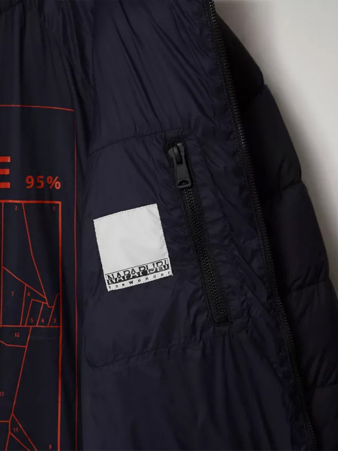 Зимняя куртка Napapijri Circular модель NP0A4EQX1761 Фото