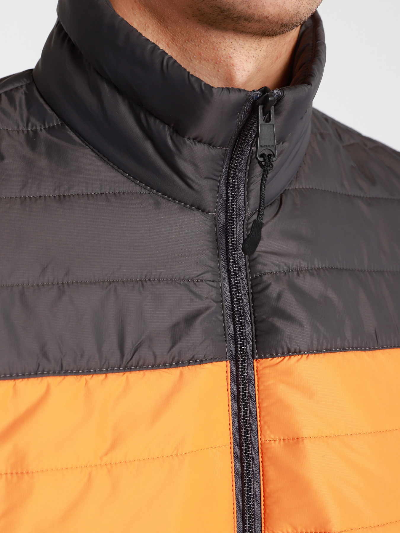 Демісезонна куртка Napapijri Puffer Acalmar модель NP0A4FHMA8E1 Фото