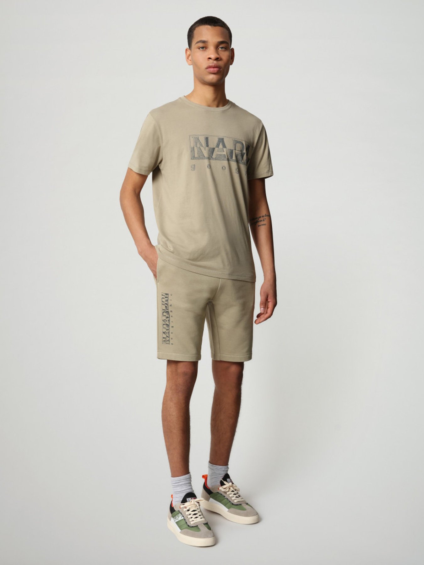 Шорти Napapijri Nallar модель NP0A4F9JG5L1 Фото
