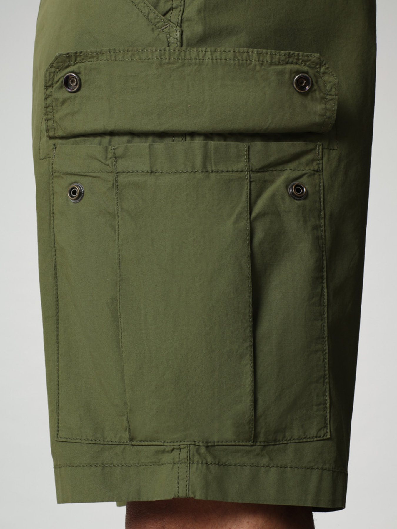 Шорты Napapijri Noto модель NP0A4F9UG2C1 Фото