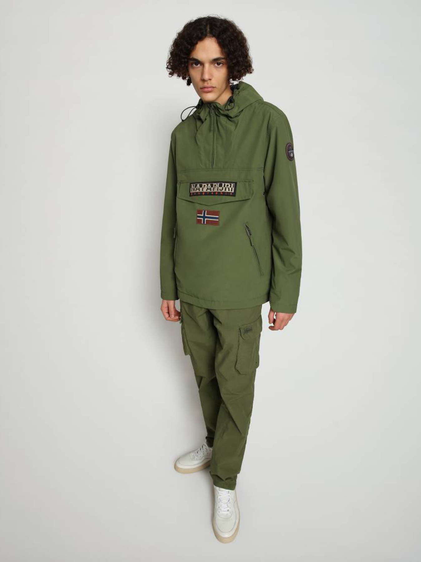 Анорак Napapijri Rainforest Summer Pocket модель NP0A4FDMG2C1 Фото