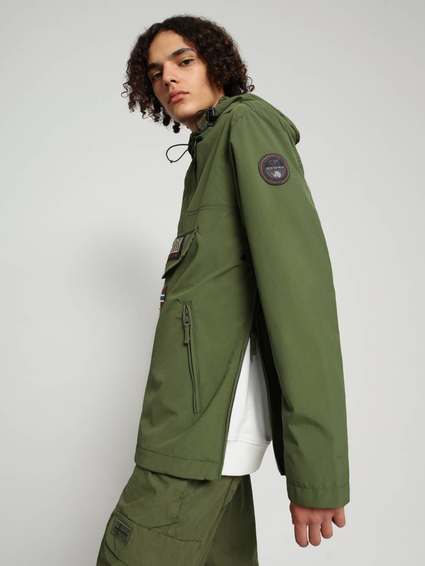 Анорак Napapijri Rainforest Summer Pocket модель NP0A4FDMG2C1 Фото