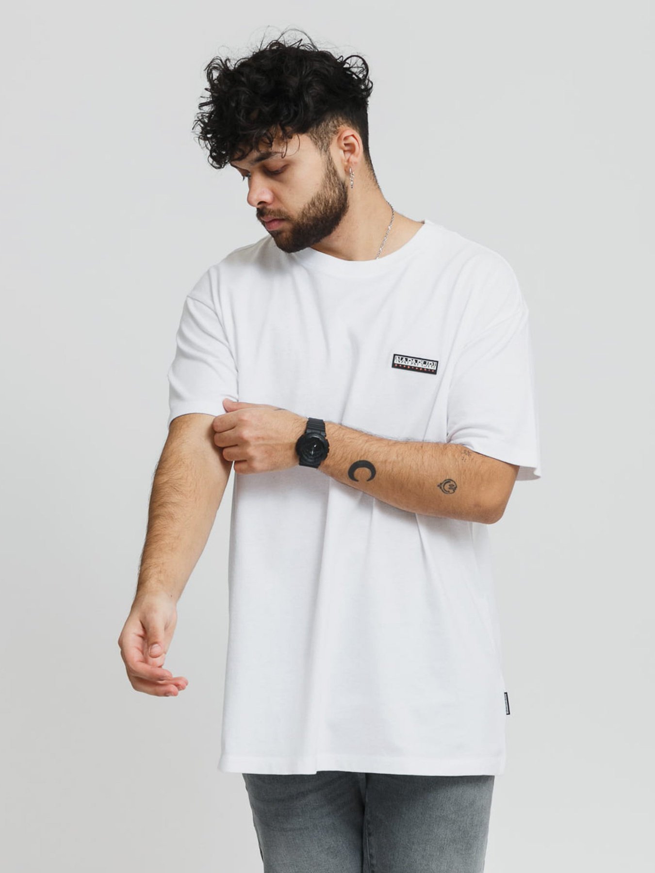 Футболки і поло Napapijri Patch модель NP0A4FG80021 Футболки і поло Napapijri Patch модель NP0A4FG80021 Фото