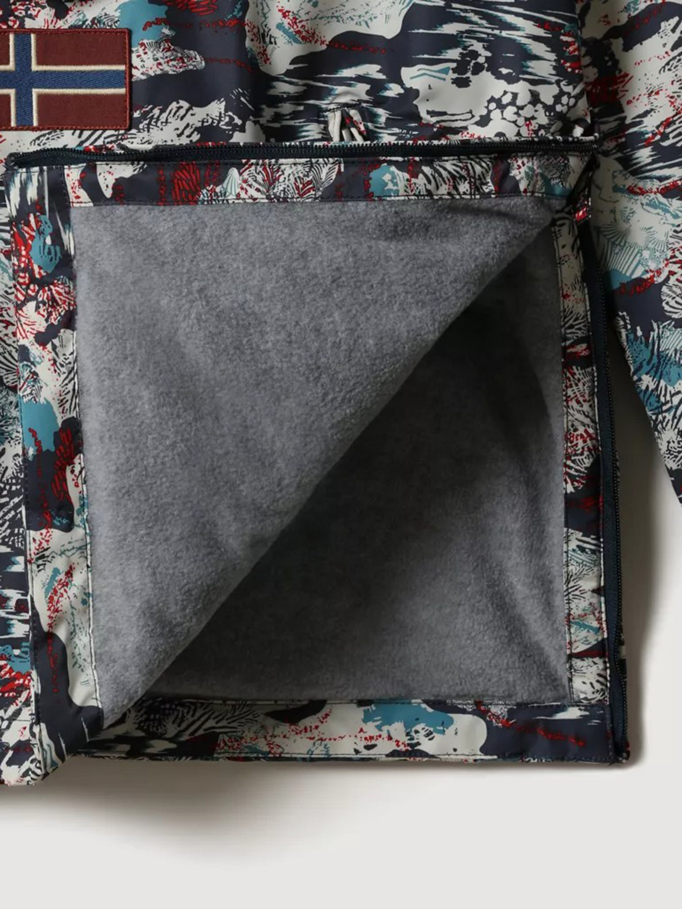 Анорак Napapijri RAINFOREST PKT PRT 1 модель NP0A4EGWF7C1 Анорак Napapijri RAINFOREST PKT PRT 1 модель NP0A4EGWF7C1 Фото