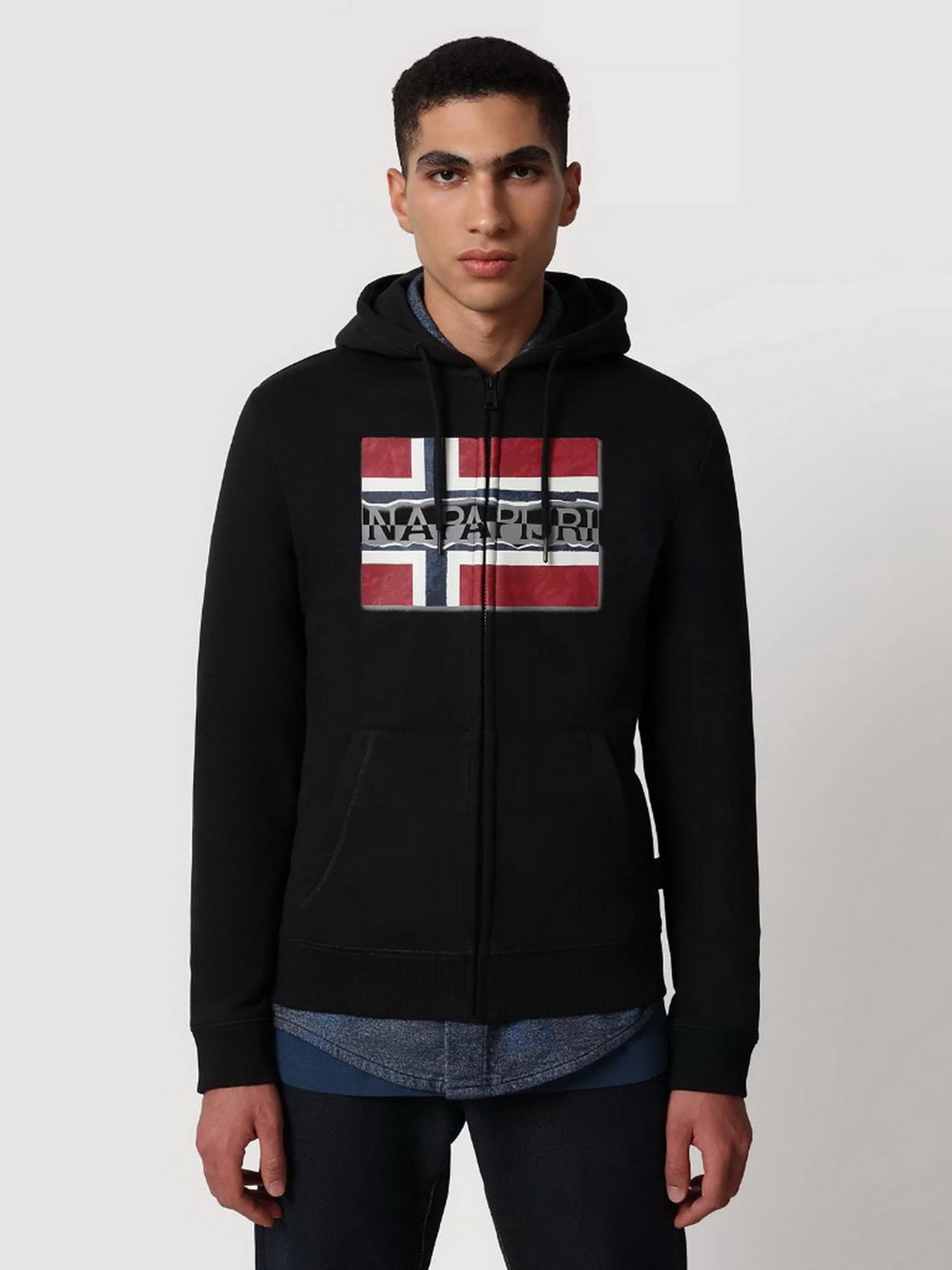 Кофта Napapijri Bench модель NP0A4FQX0411 Кофта Napapijri Bench модель NP0A4FQX0411 Фото