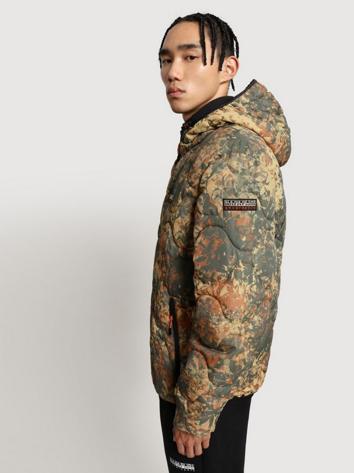 Демисезонная куртка Napapijri Mercury Print модель NP0A4FUGF6P1 Демисезонная куртка Napapijri Mercury Print модель NP0A4FUGF6P1 Фото