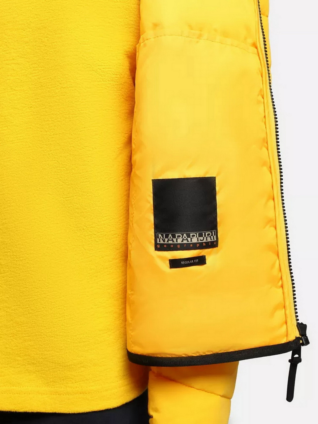 Демісезонна куртка Napapijri Muniz модель NP0A4G3CYB21 Демісезонна куртка Napapijri Muniz модель NP0A4G3CYB21 Фото