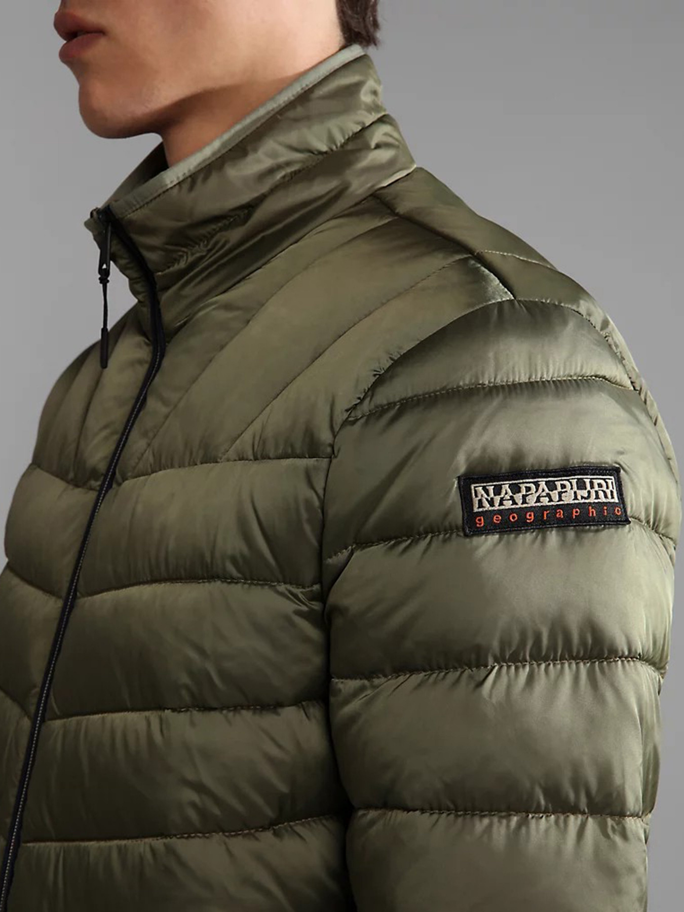 Демисезонная куртка Napapijri Aerons модель NP0A4GJNGAE1 Демисезонная куртка Napapijri Aerons модель NP0A4GJNGAE1 Фото