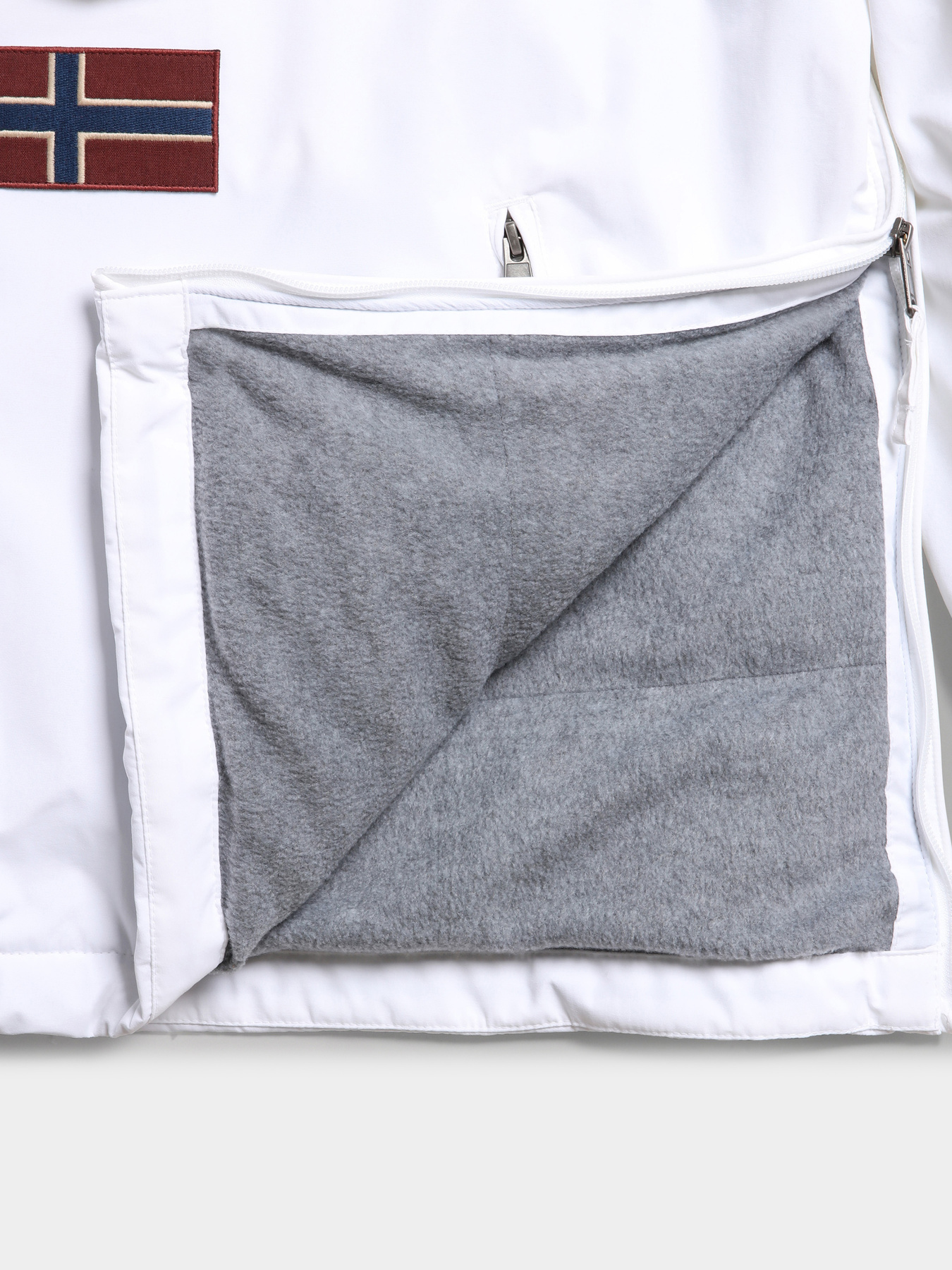 Анорак Napapijri Rainforest Pocket 2 модель NP0A4GMD0021 Анорак Napapijri Rainforest Pocket 2 модель NP0A4GMD0021 Фото