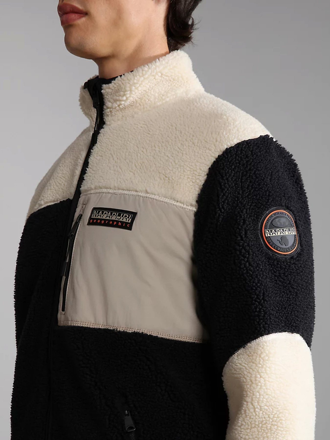 Флисовая кофта Napapijri Yupik модель NP0A4GNTMA91 Фото