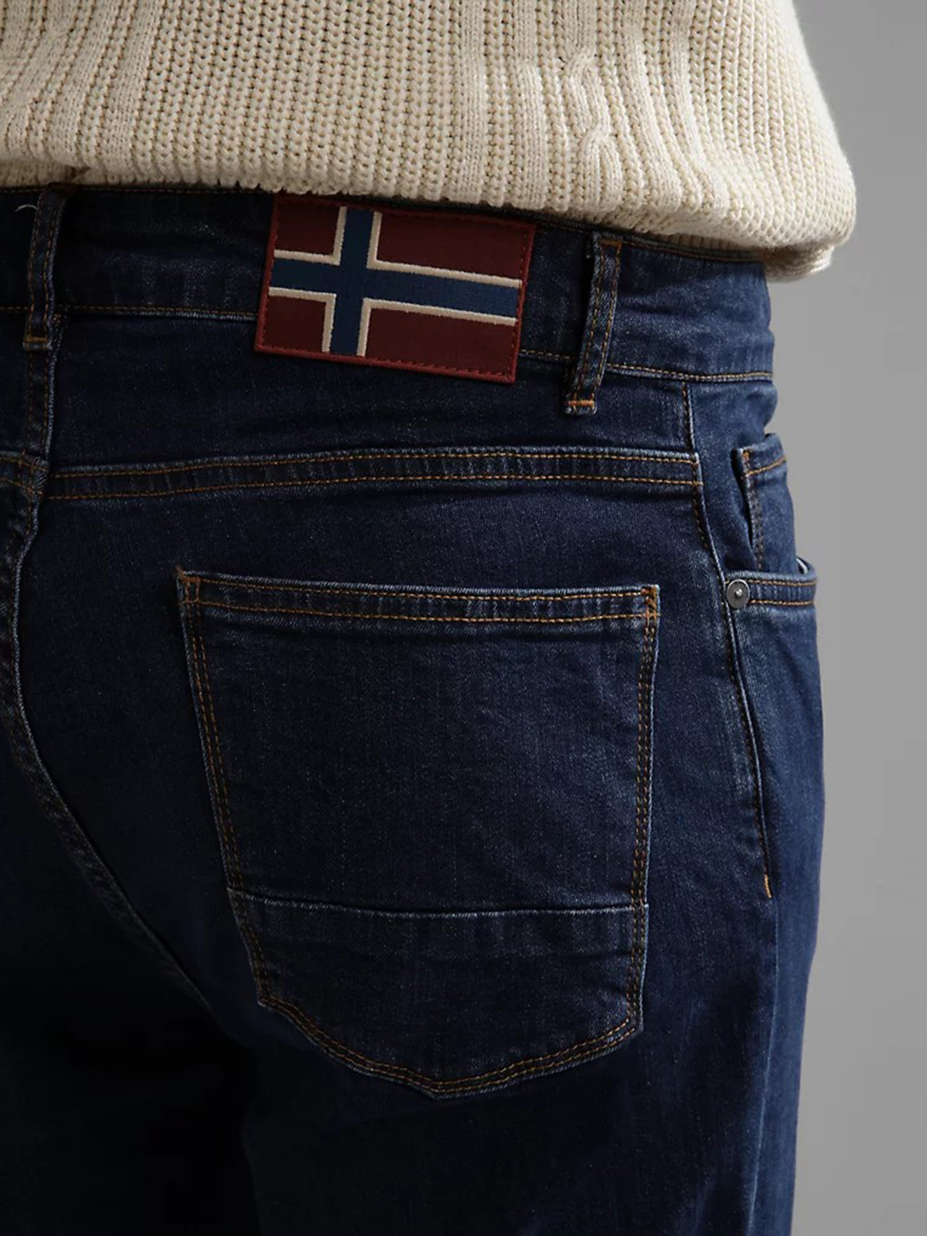 Завужені джинси Napapijri  Scandi модель NP0A4GNND911 Фото