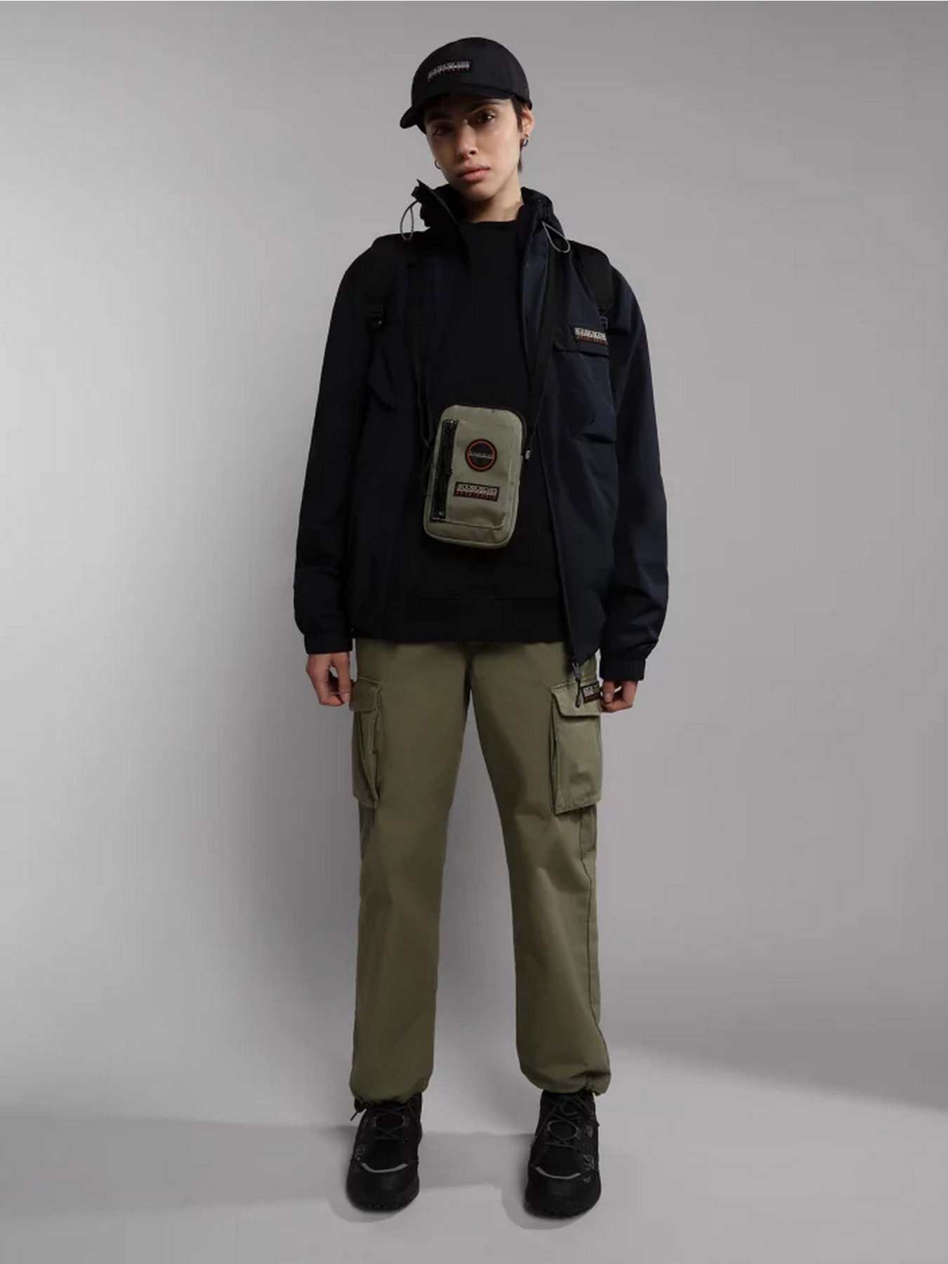 Свитшот Napapijri B-NAPO C модель NP0A4GZI0411 Фото