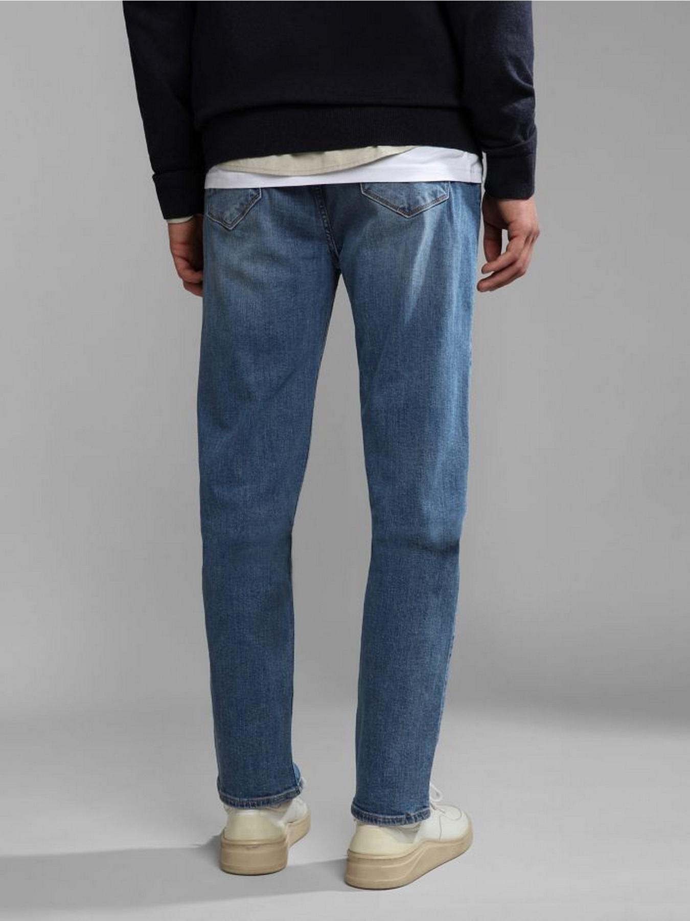 Зауженные джинсы Napapijri L-SCANDI 1 модель NP0A4HDID901 Фото