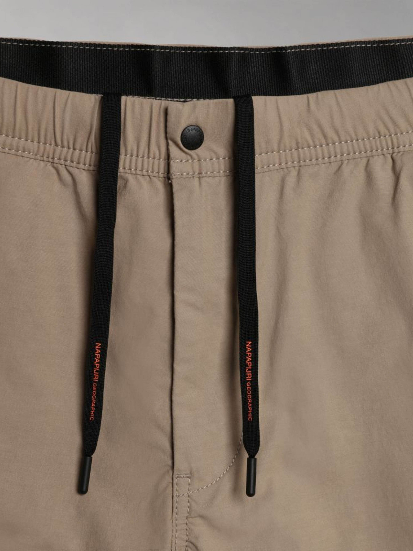 Повсякденні шорти Napapijri Carchi модель NP0A4H1UN1F1 Фото