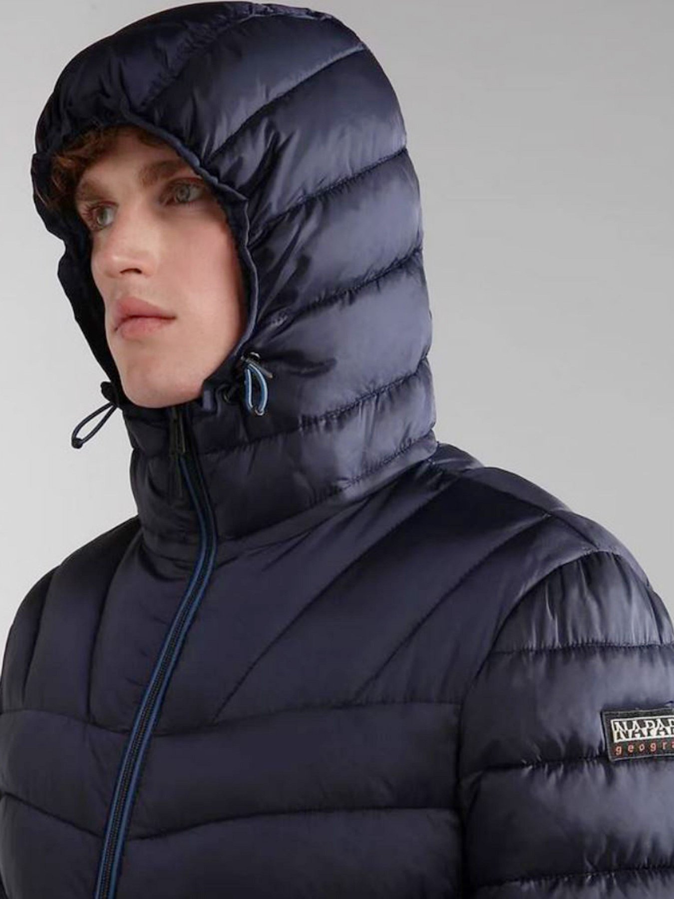 Демісезонна куртка Napapijri Aerons Hood Puffer модель NP0A4GJO1761 Фото