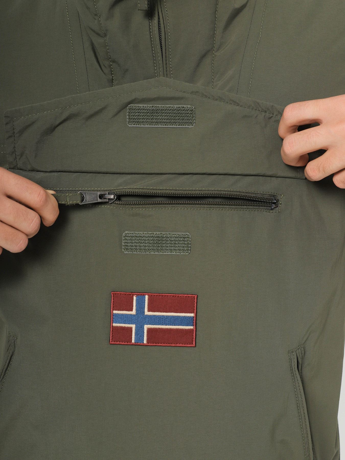 Анорак Napapijri Rainforest Pocket Winter Anorak модель NP0A4GMDGE41 Фото