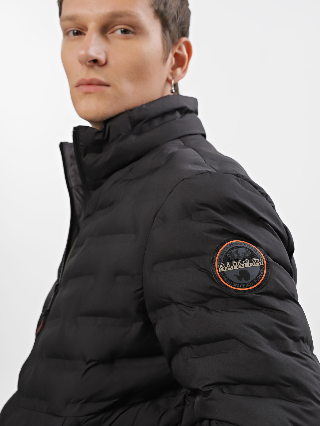 Зимняя куртка Napapijri Hatch Cross модель NP0A4GOB0411 Фото