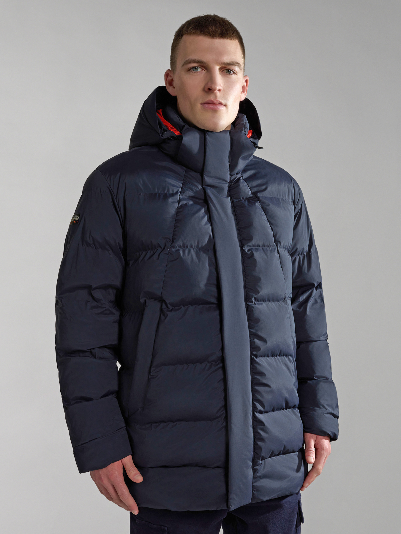 Зимняя куртка Napapijri 20-22 Puf модель NP0A4HEJ0411 Зимняя куртка Napapijri 20-22 Puf модель NP0A4HEJ0411 Фото