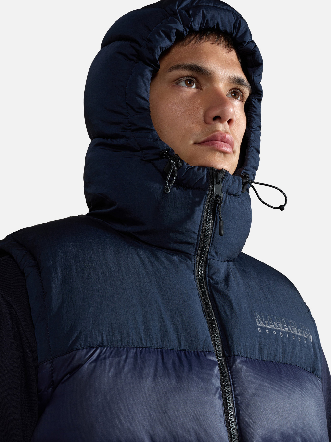 Жилет с утеплителем Napapijri Hornelen модель NP0A4HRF1761 Фото