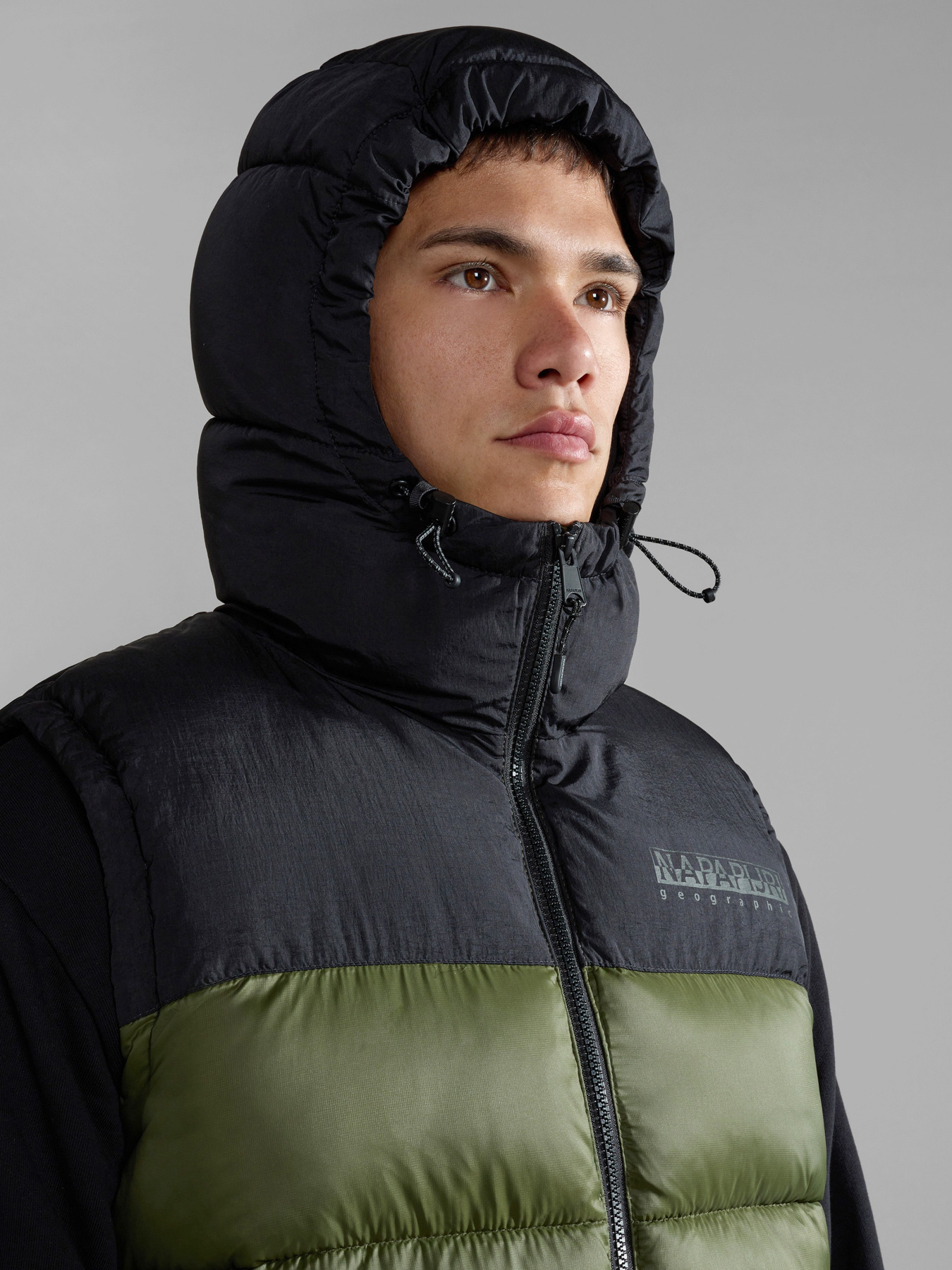 Утепленный жилет Napapijri Hornelen модель NP0A4HRFGE41 Фото