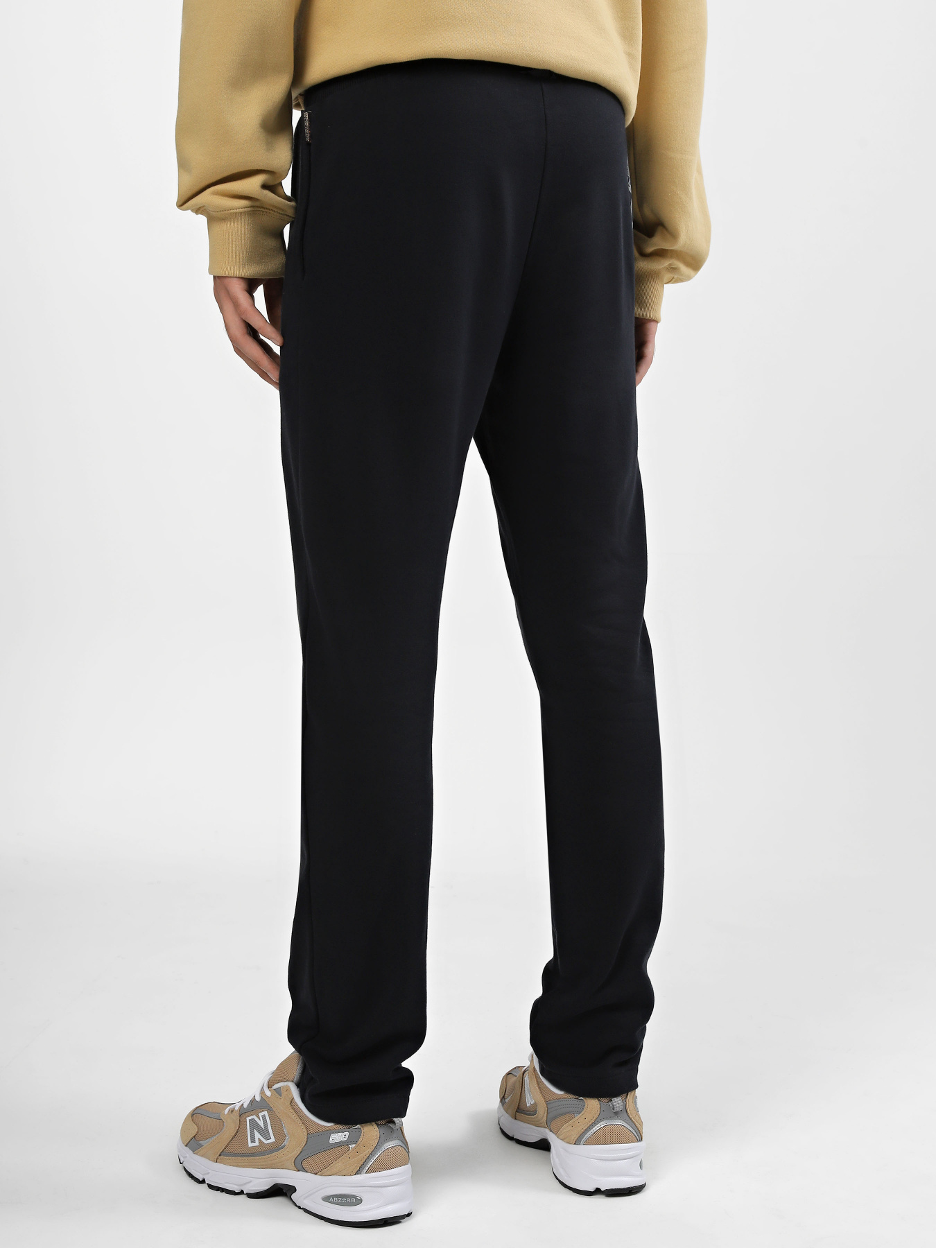 Штаны спортивные Napapijri Bollo модель NP0A4HFI0411 Фото