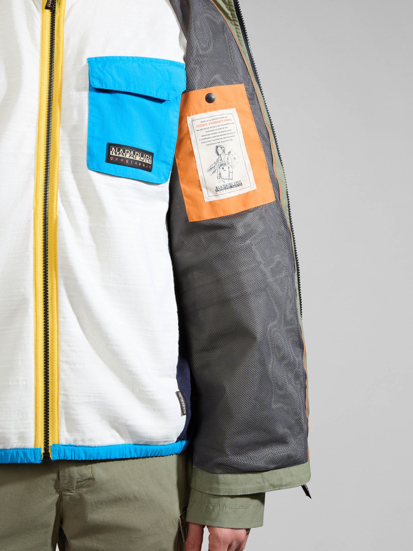 Демисезонная куртка Napapijri Tepees модель NP0A4HPKGAE1 Фото