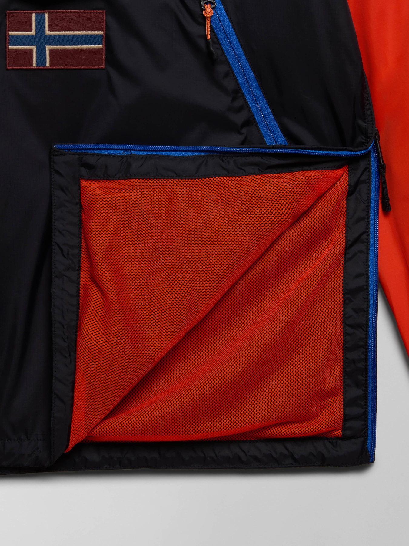 Анорак Napapijri Rainforest Ripstop модель NP0A4HX6MF41 Фото