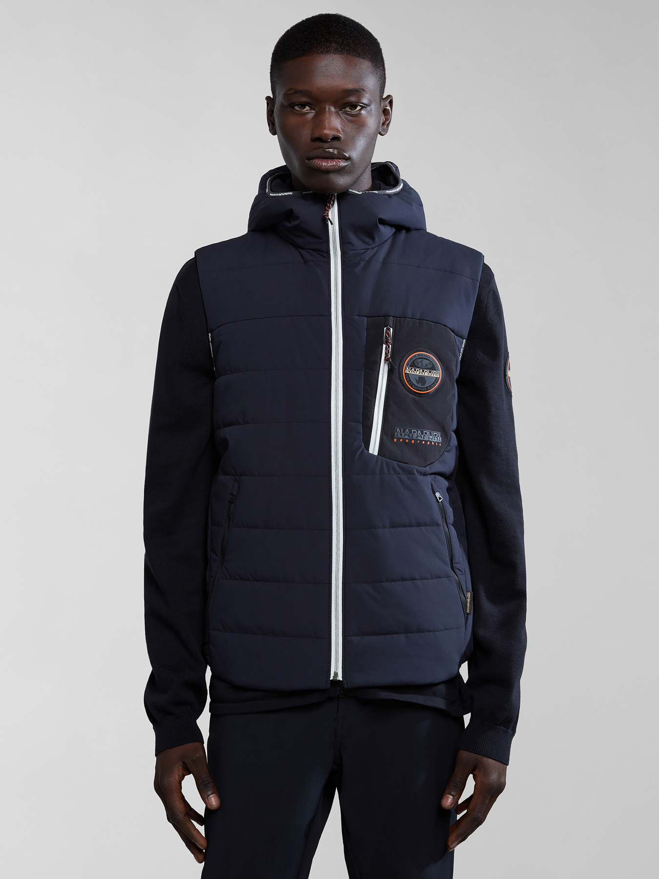 Утеплений жилет Napapijri A-Huron модель NP0A4HPN0411 Фото
