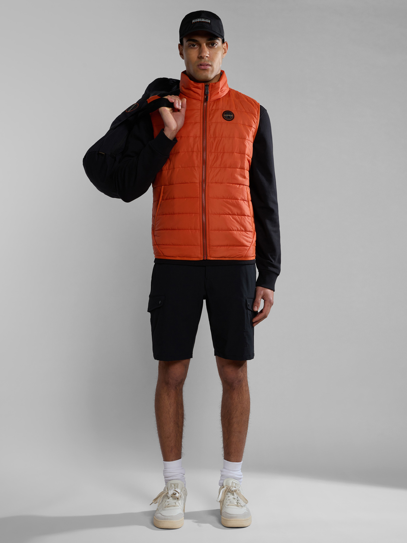 Жилет с утеплителем Napapijri Acalmar Vest 6 модель NP0A4H8GA621 Фото