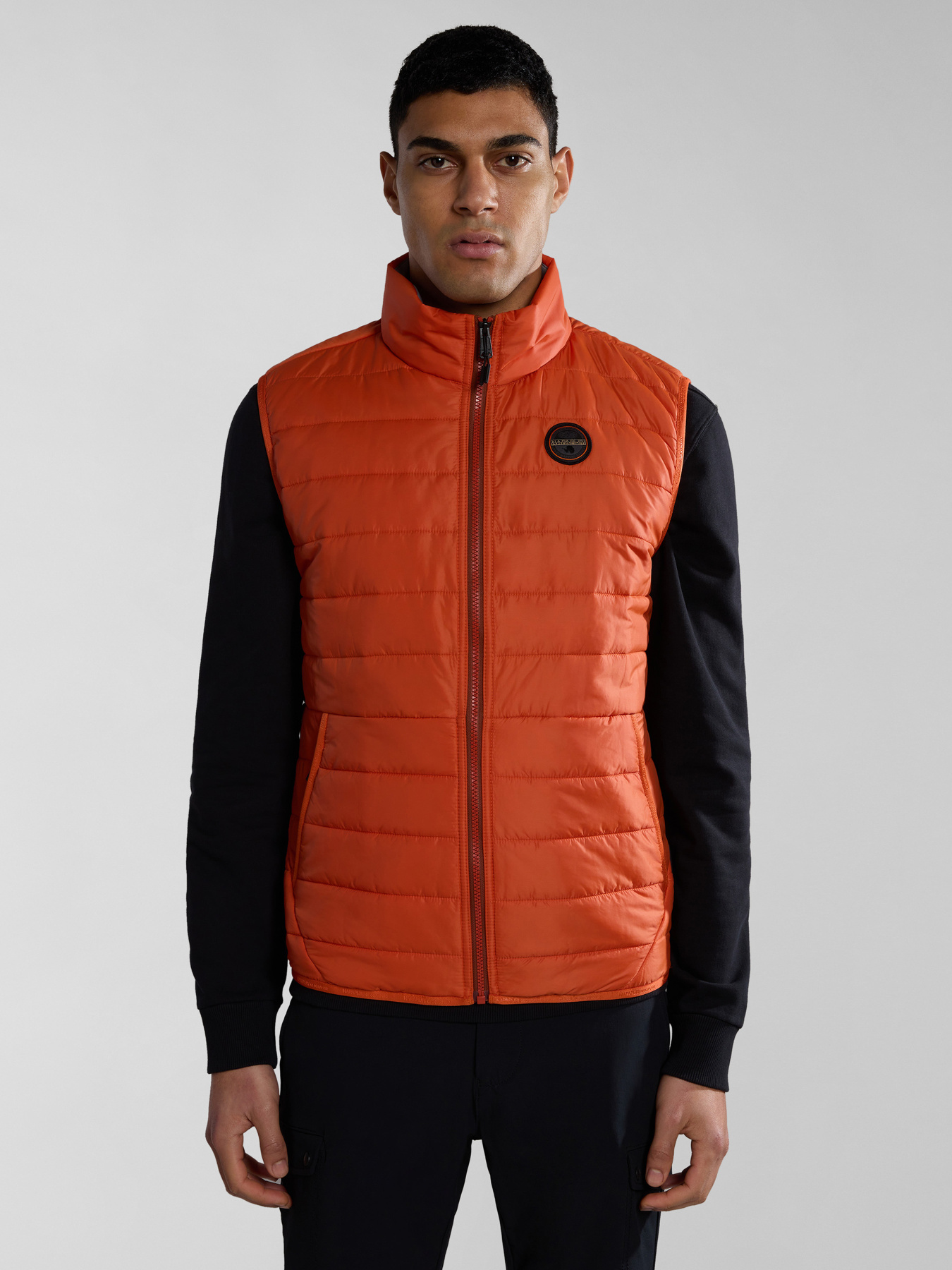 Утепленный жилет Napapijri Acalmar Vest 6 модель NP0A4H8GA621 Фото