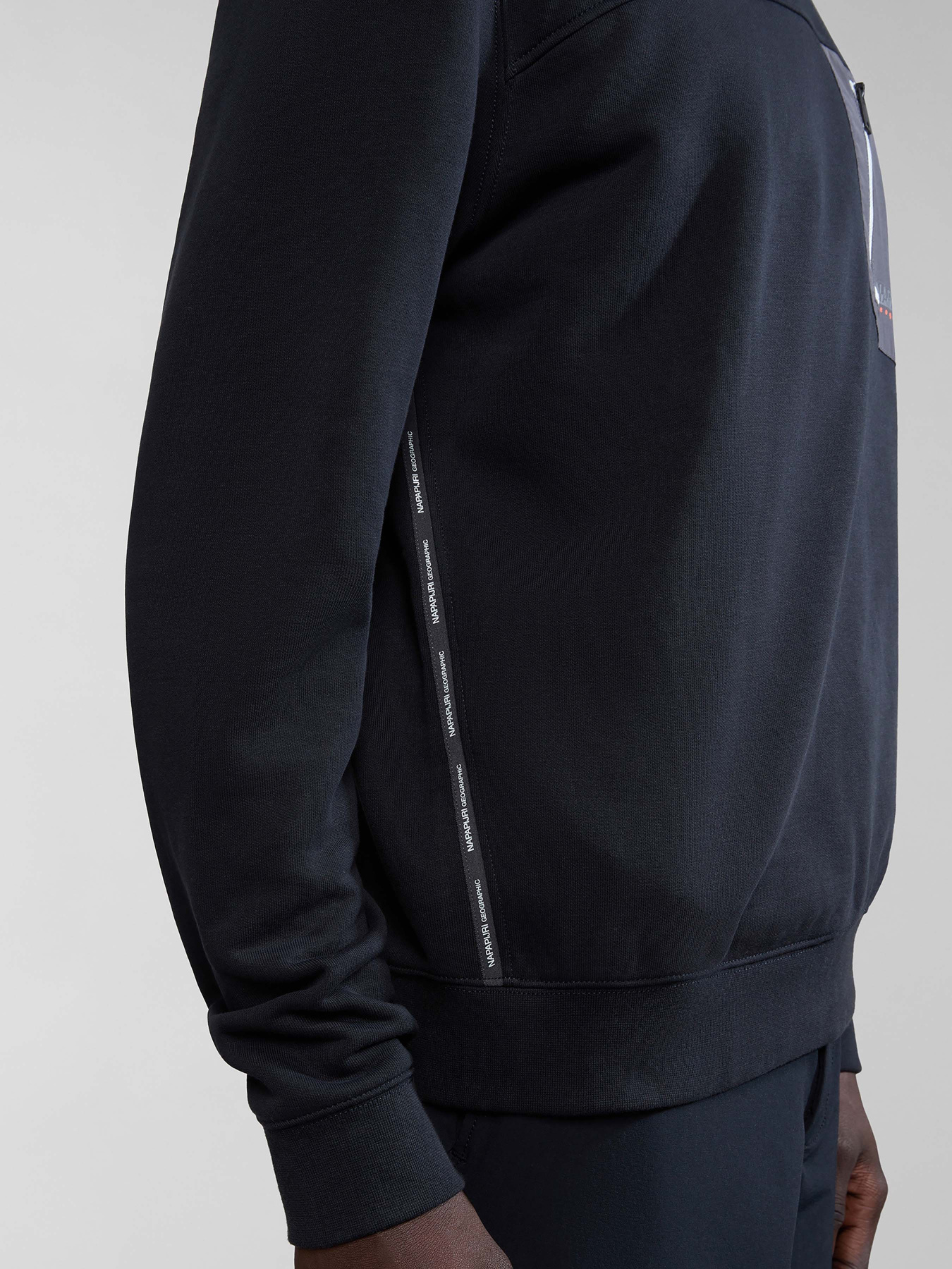 Світшот Napapijri B-Huron C модель NP0A4HS20411 Світшот Napapijri B-Huron C модель NP0A4HS20411 Фото