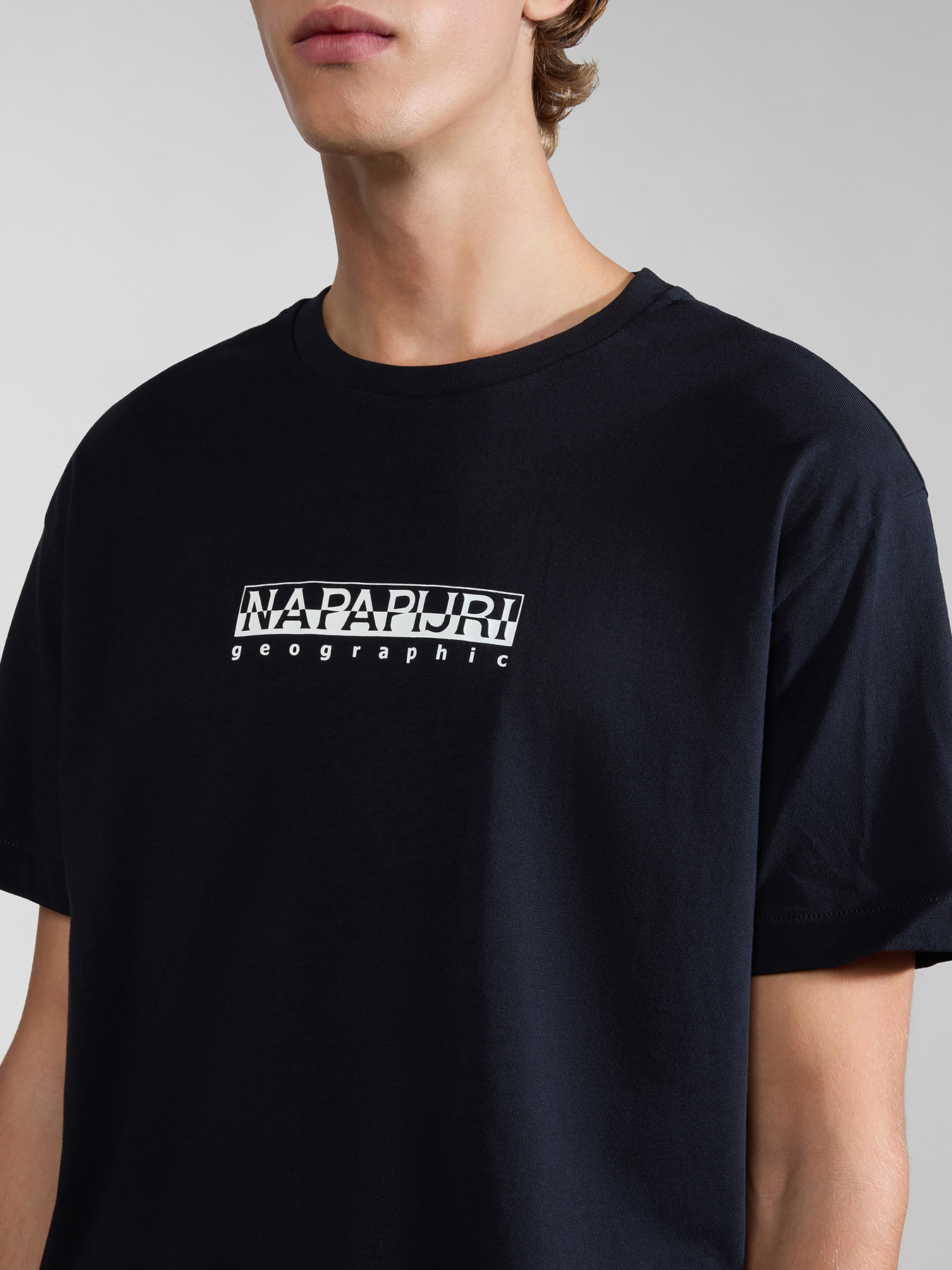 Футболка Napapijri S-Box Ss 4 модель NP0A4H8S0411 Футболка Napapijri S-Box Ss 4 модель NP0A4H8S0411 Фото