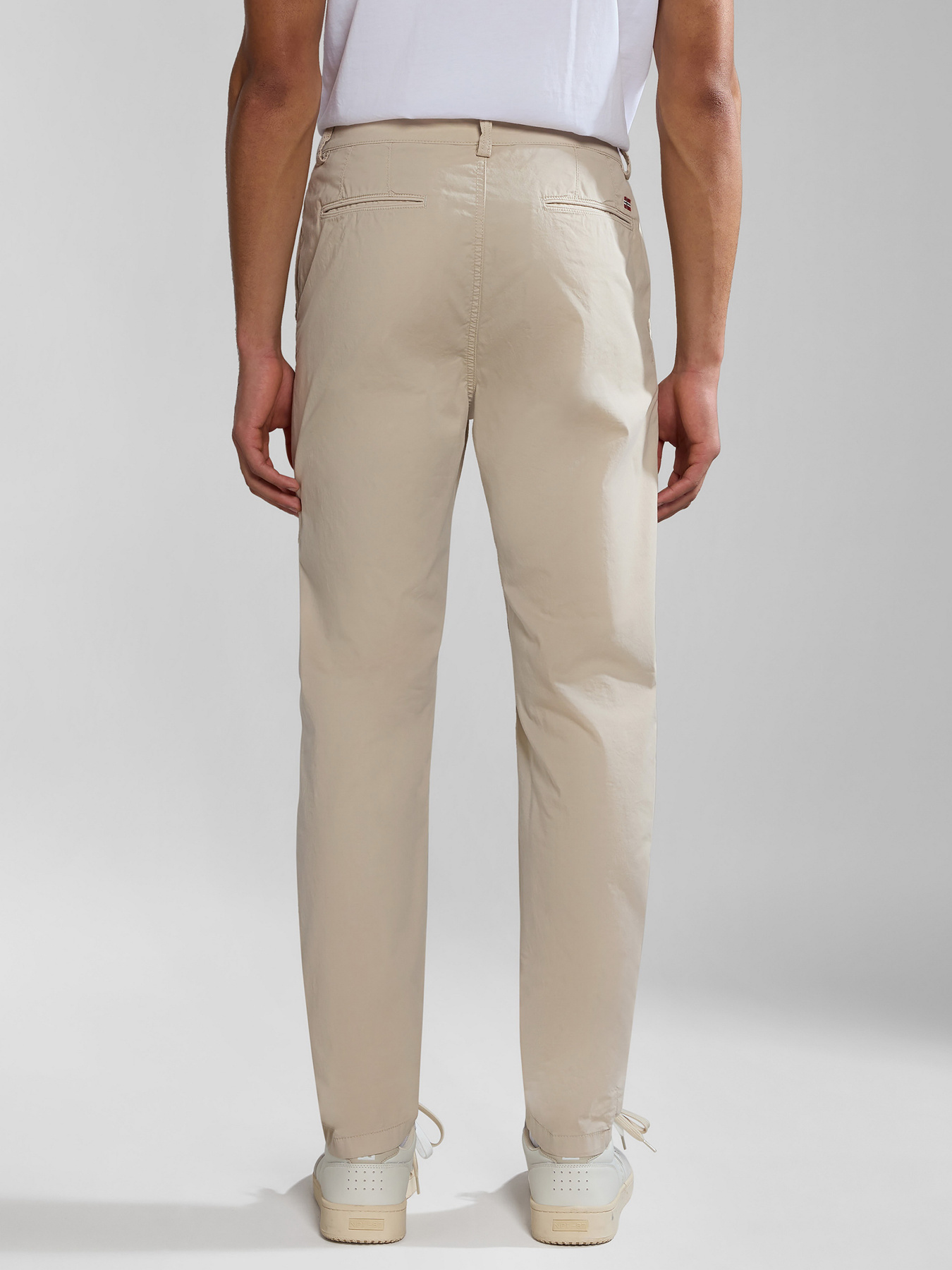 Повсякденні штани Napapijri M-Puyo Sum модель NP0A4H98N901 Фото